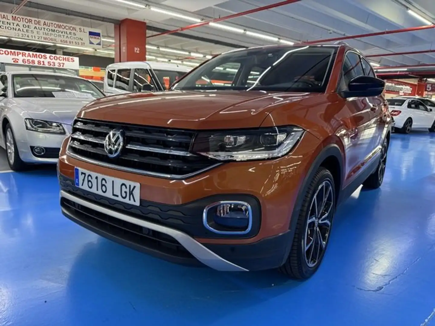 Volkswagen T-Cross 1.0 TSI Sport 85kW Naranja - 1