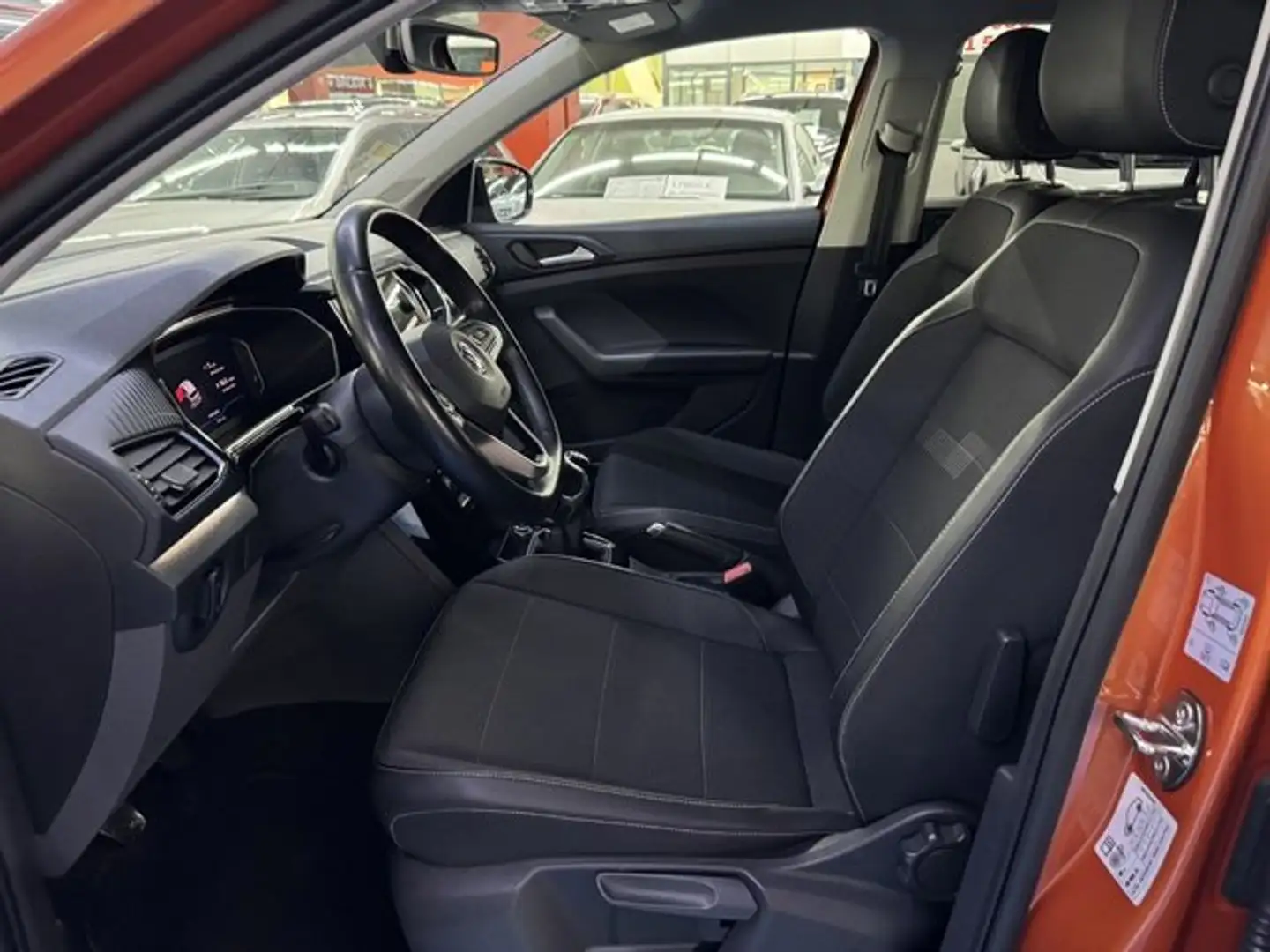 Volkswagen T-Cross 1.0 TSI Sport 85kW Naranja - 2
