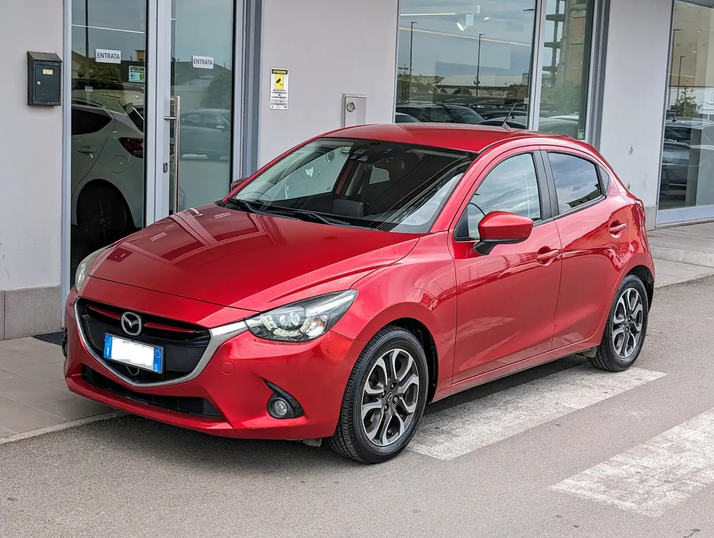Mazda 2 2 III 2015 1.5d Exceed 105cv Rosso - 2