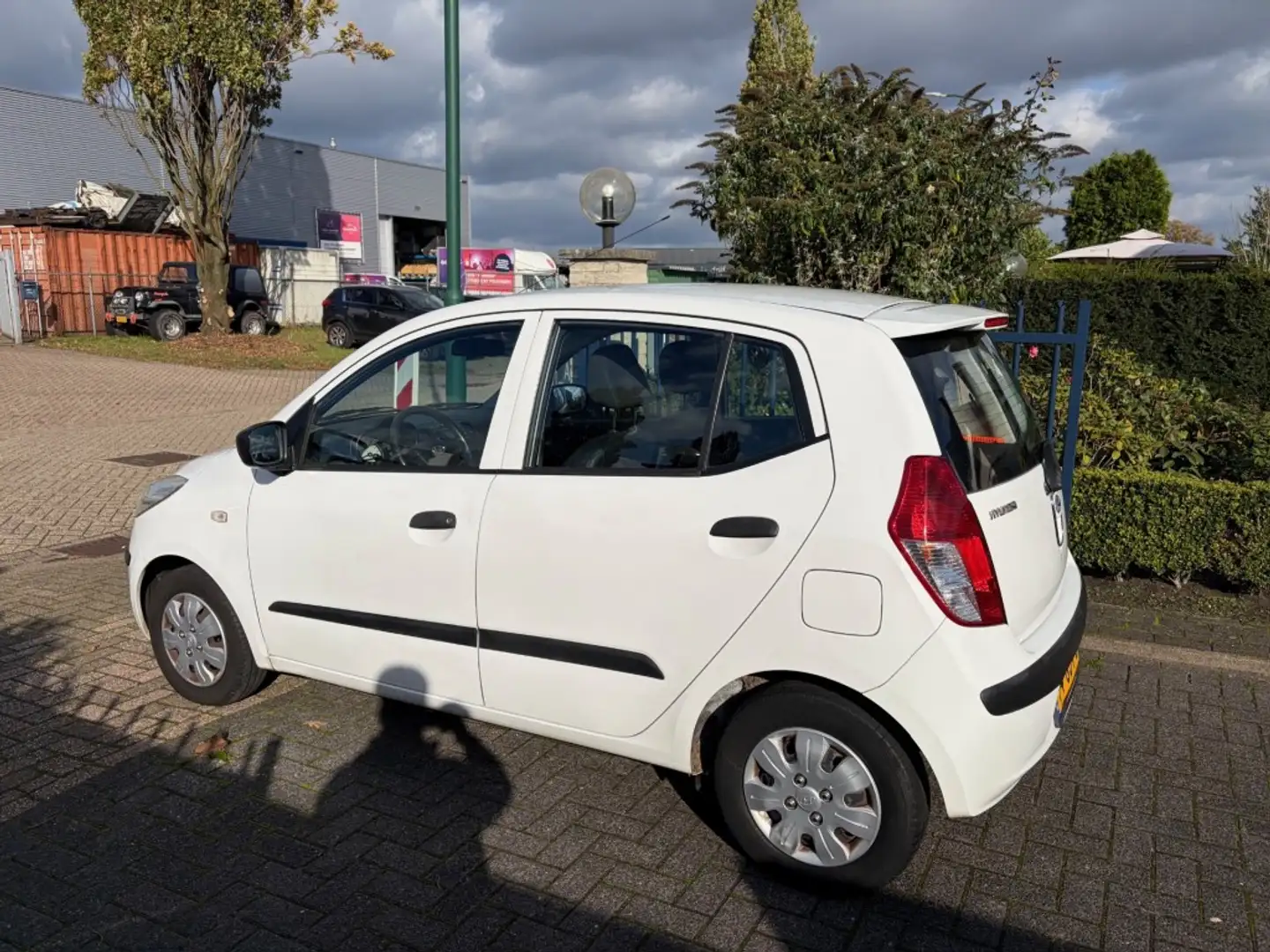 Hyundai i10 1.1 ACTIVE COOL AIRCO Wit - 2