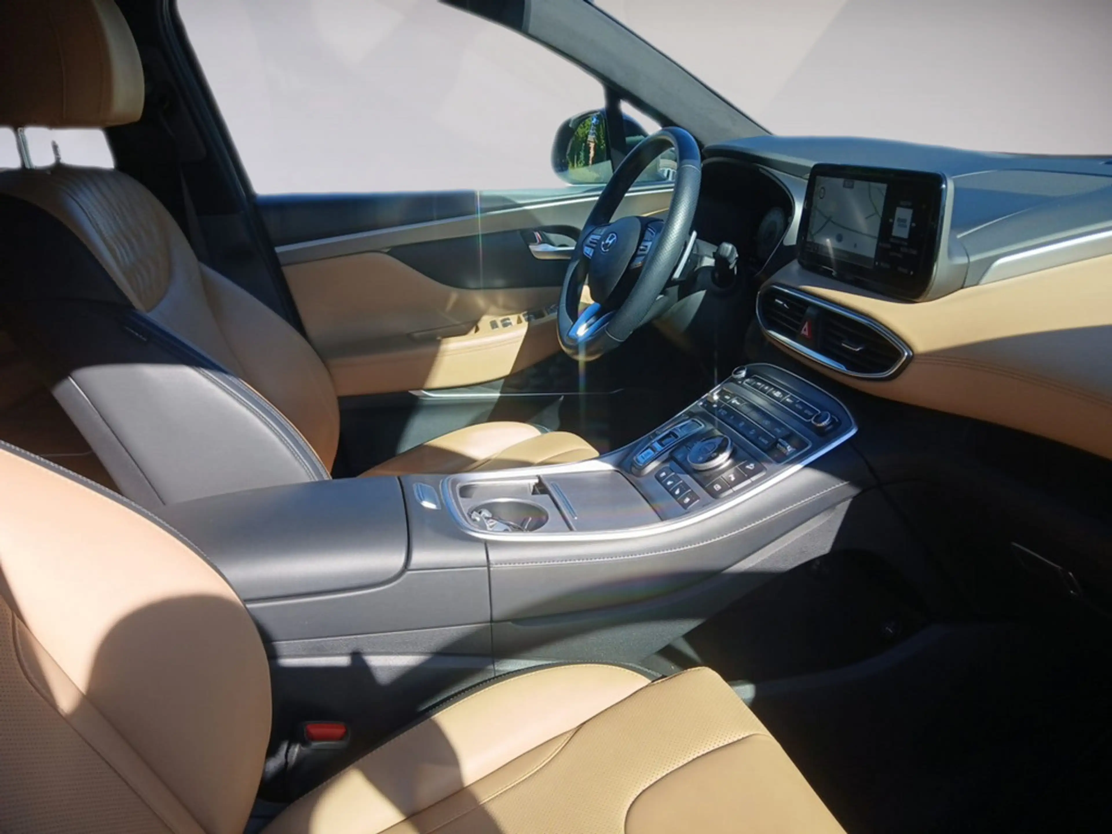 Hyundai SANTA FE 1.6 Signature Hybrid 4WD PANO 360° — photo 15