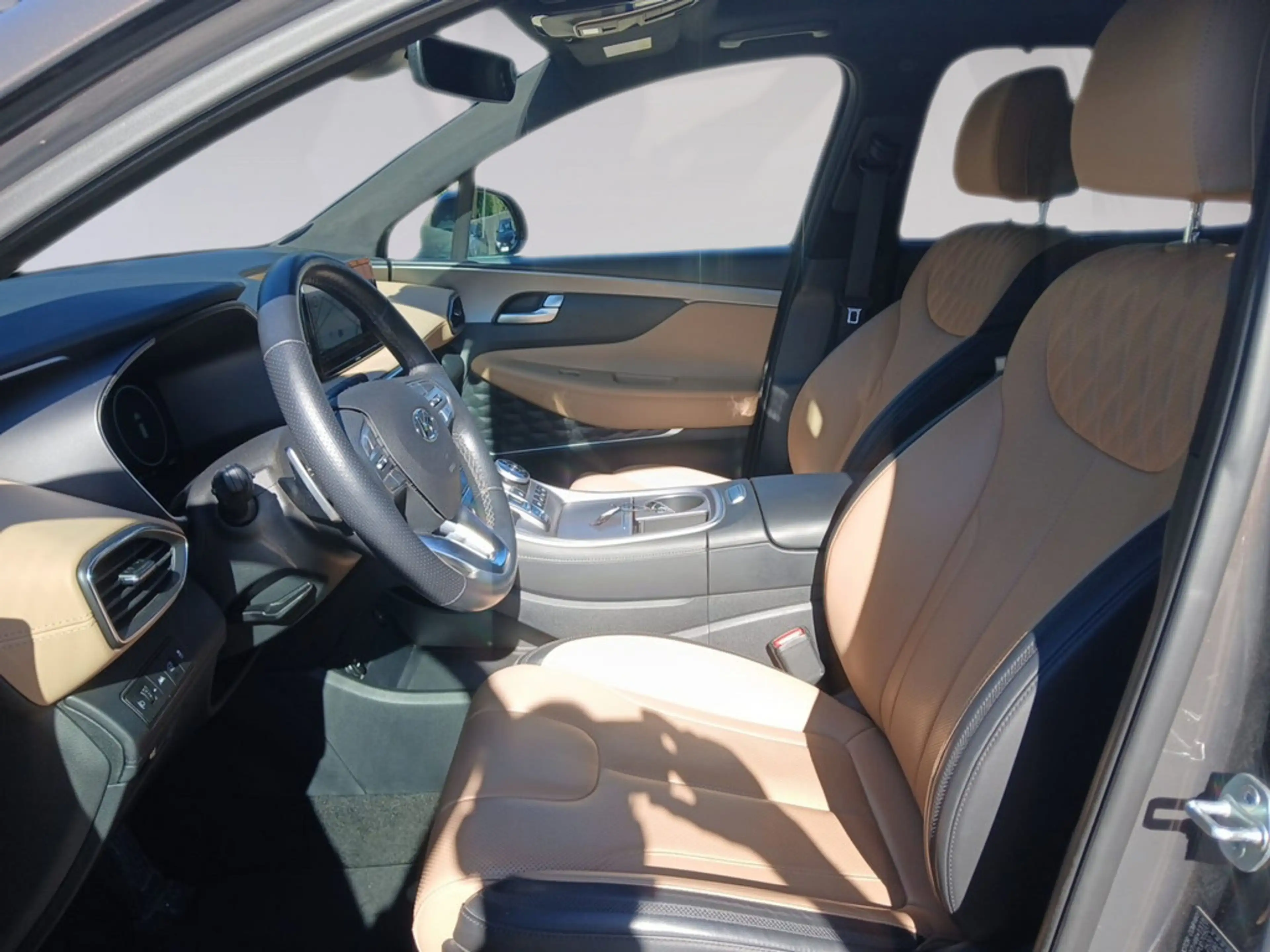 Hyundai SANTA FE 1.6 Signature Hybrid 4WD PANO 360° — photo 8