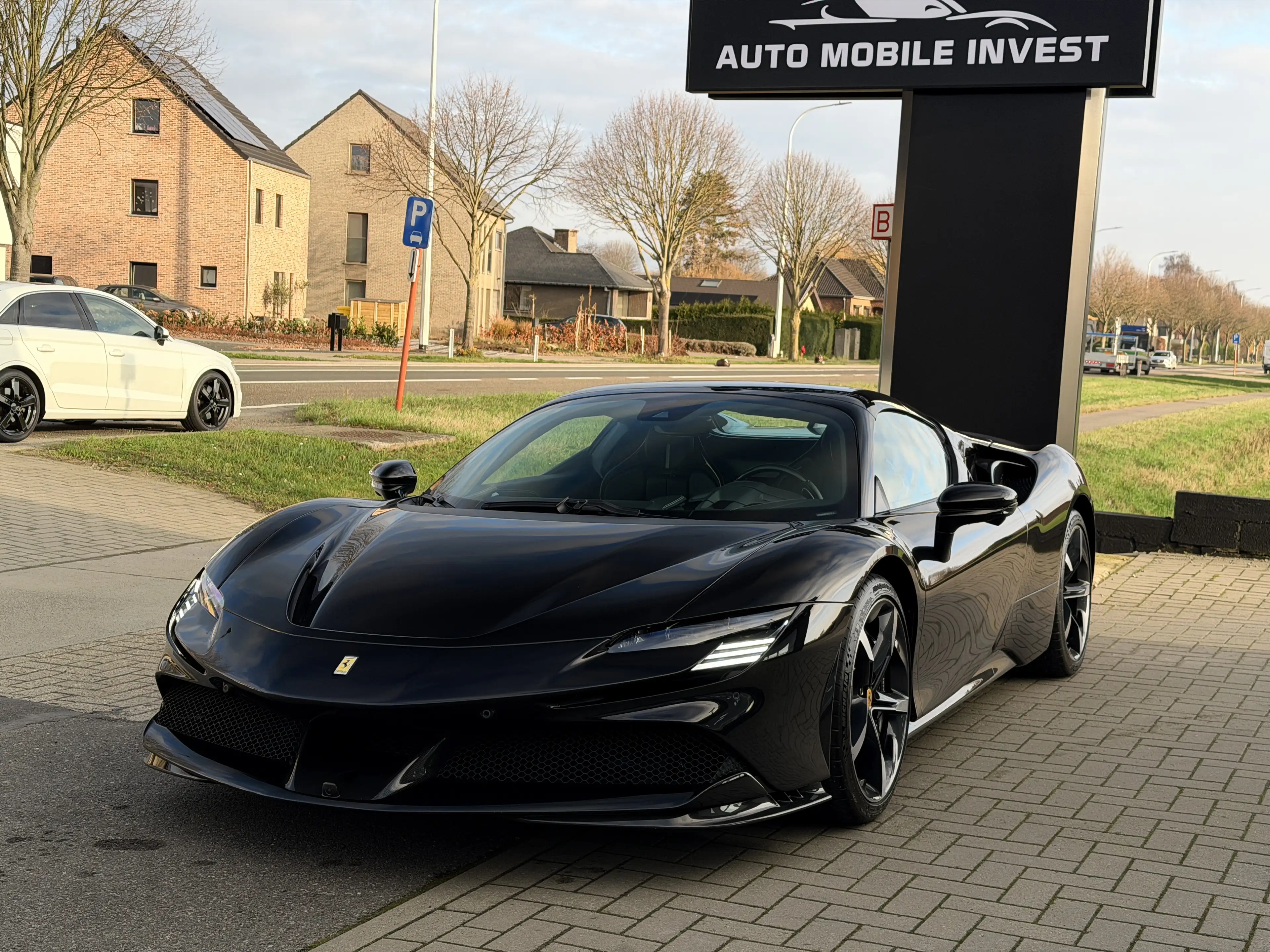 Ferrari SF90 Spider FIORANO PACK//CARBON PACK//LIKE NEW 0483/47.20.60
