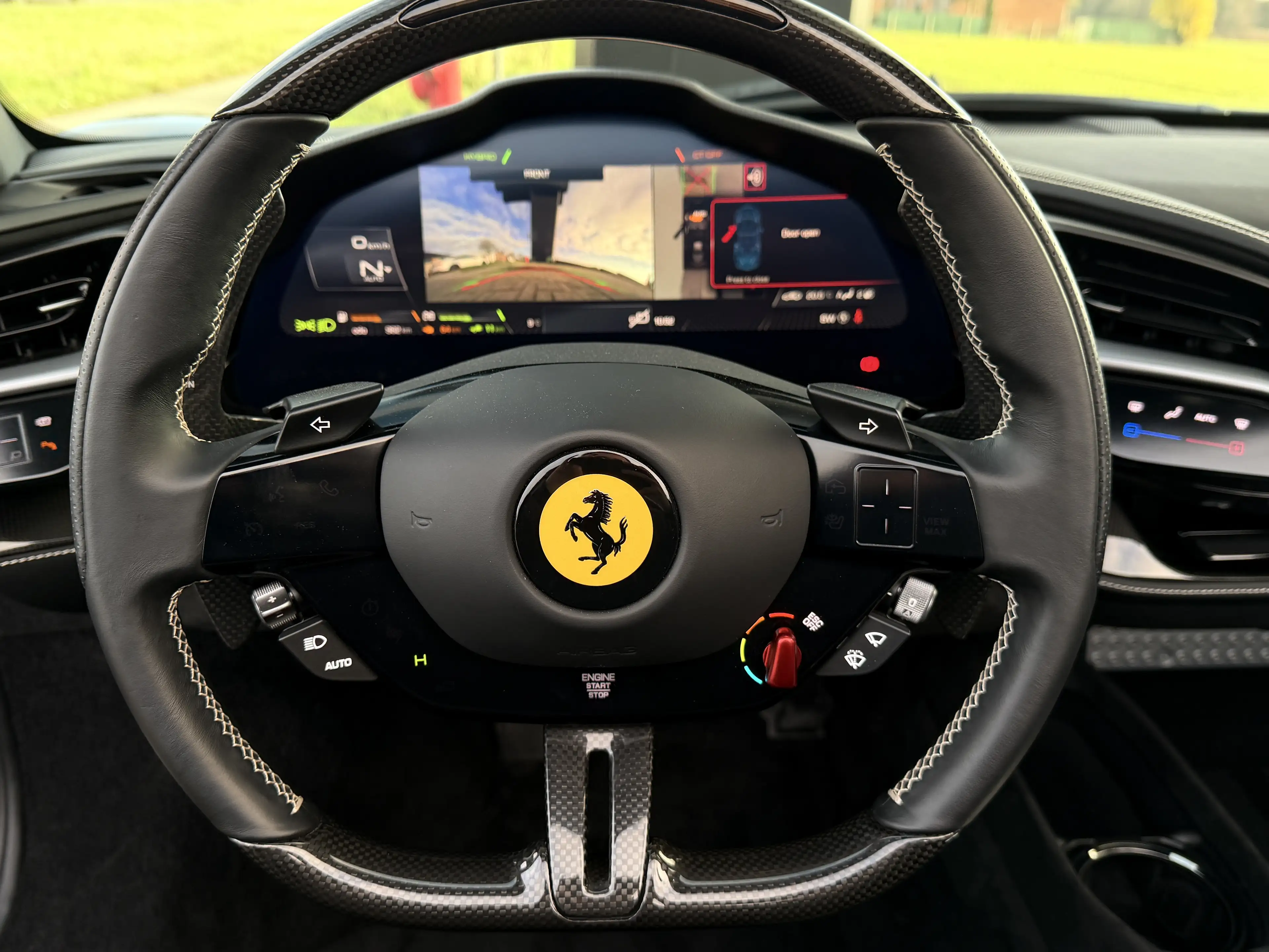 Ferrari SF90 Spider FIORANO PACK//CARBON PACK//LIKE NEW 0483/47.20.60 — photo 9