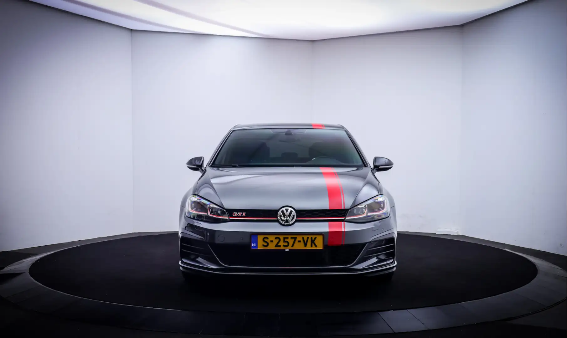 Volkswagen Golf 2.0GTI Dsg Performance FULL LED | VIRTUAL | LEDER Grijs - 2