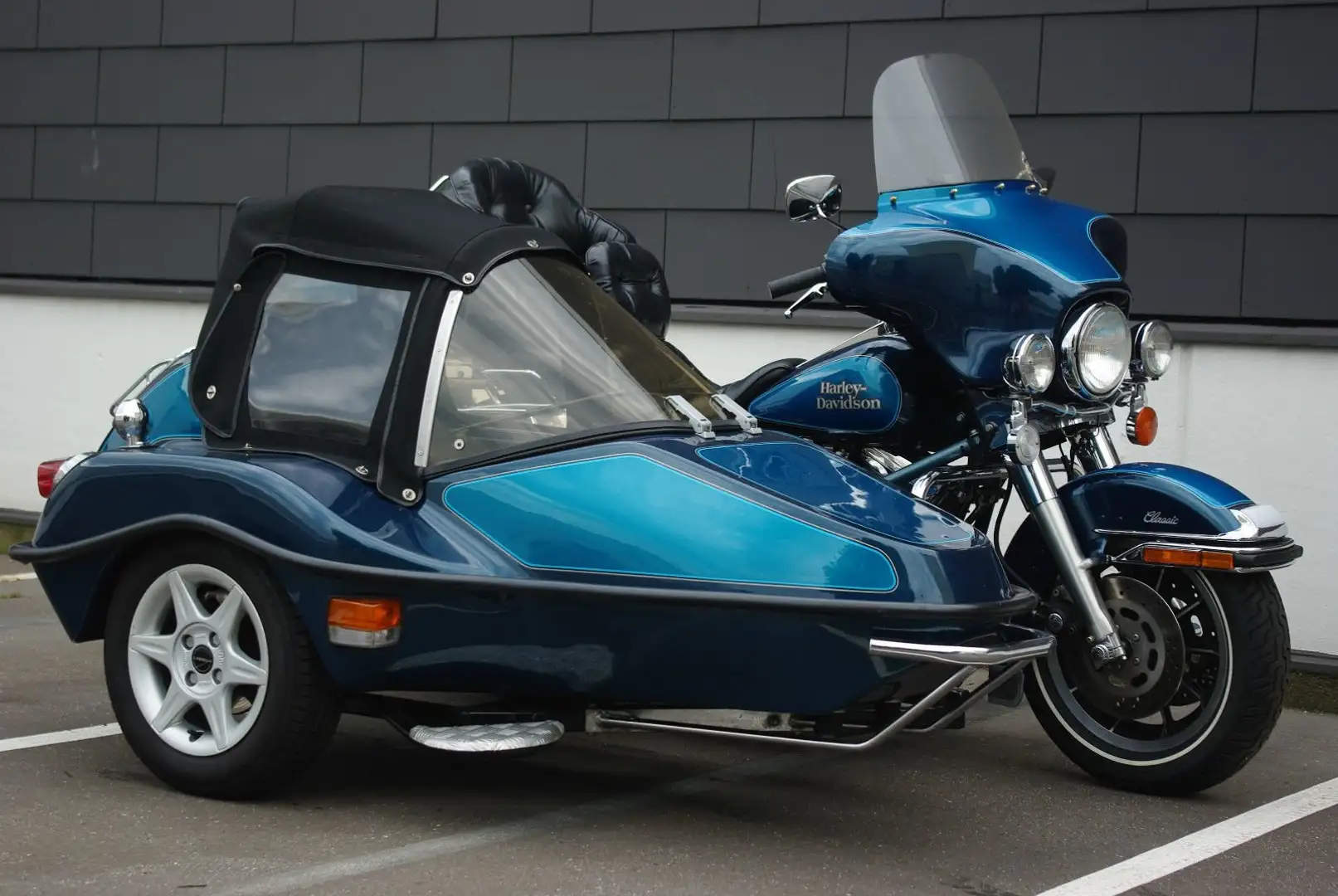 Harley-Davidson Electra Glide Sidecar Bleu - 1