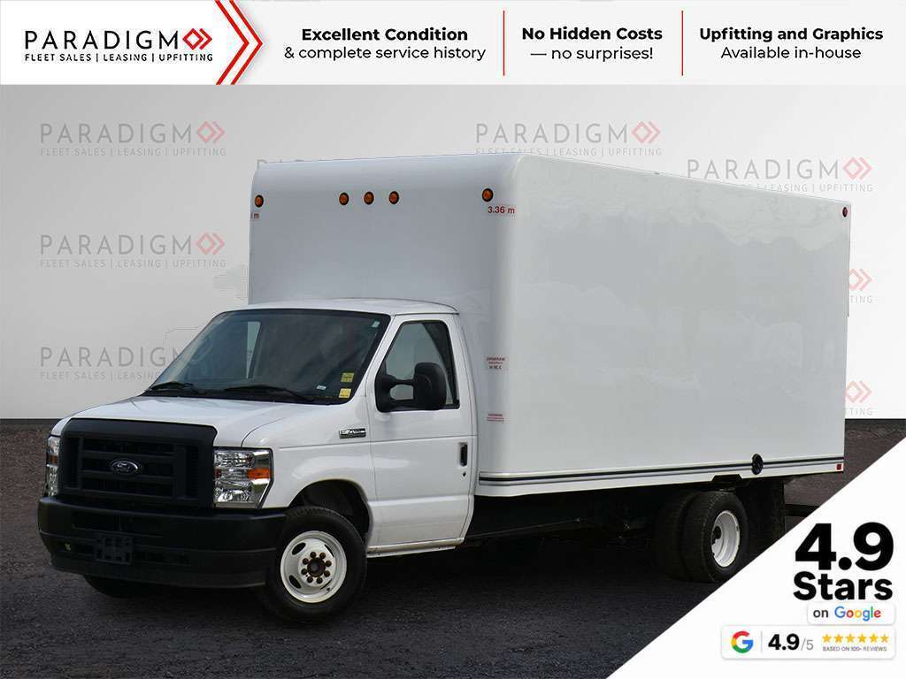 2025 Ford E-Series Chassis E-450 SD Stripped 176 DRW RWD
