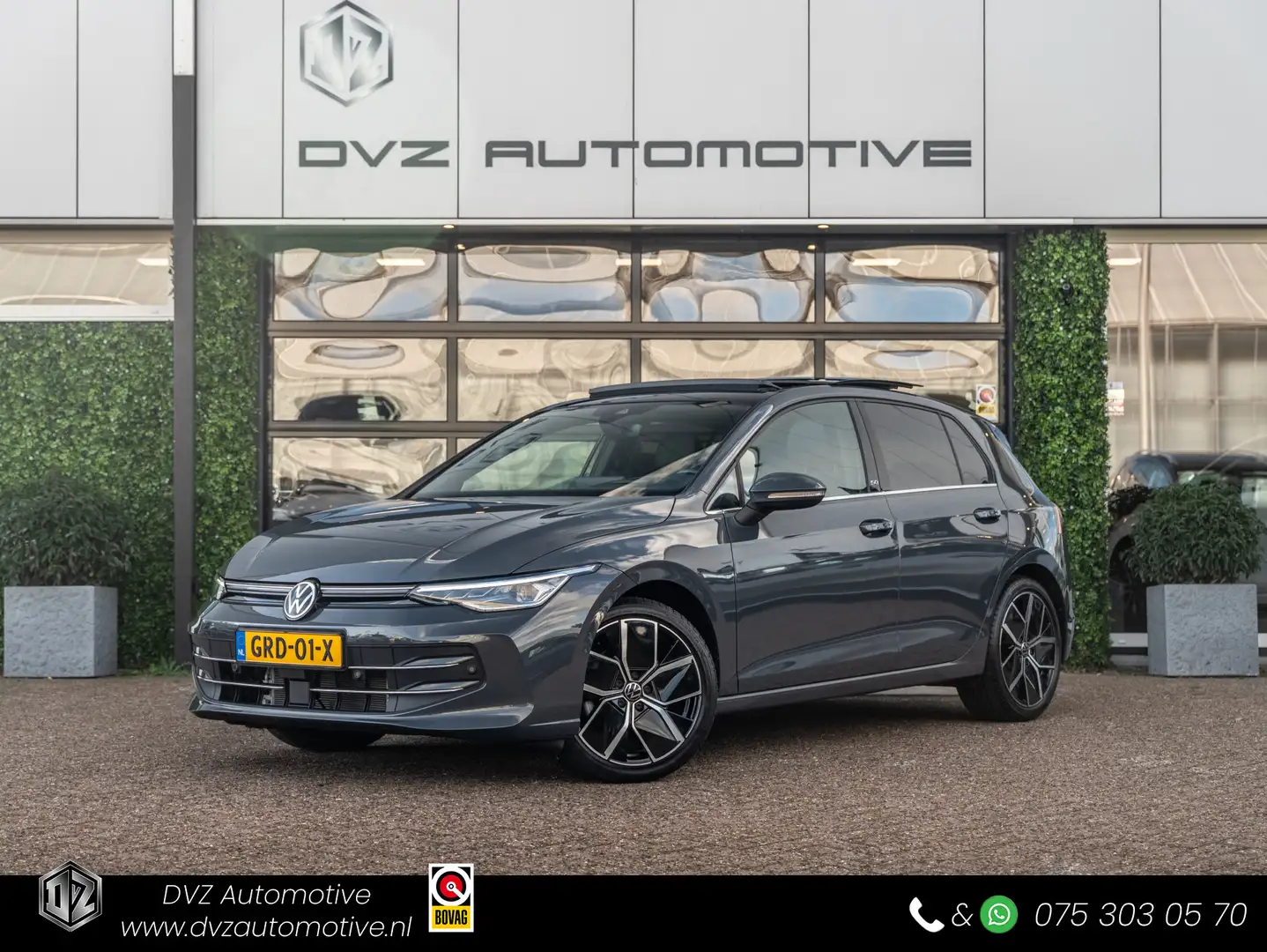 Volkswagen Golf 8.5 1.5eTSI 150PK DSG 50 Edition | Pano | HUD | BT Grijs - 1