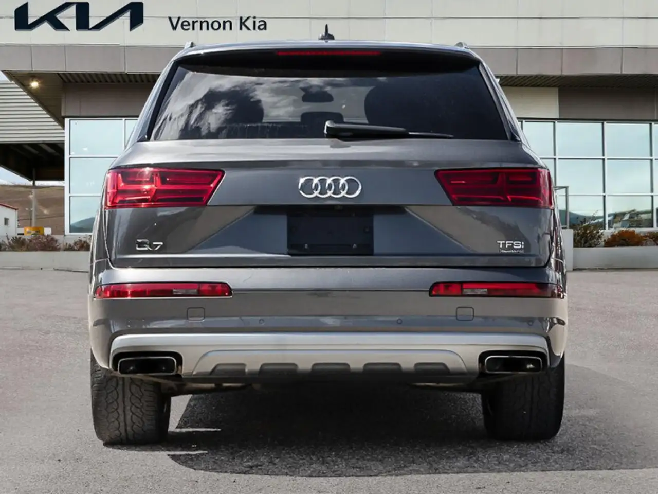 Audi Q7 снимка Audi Q7