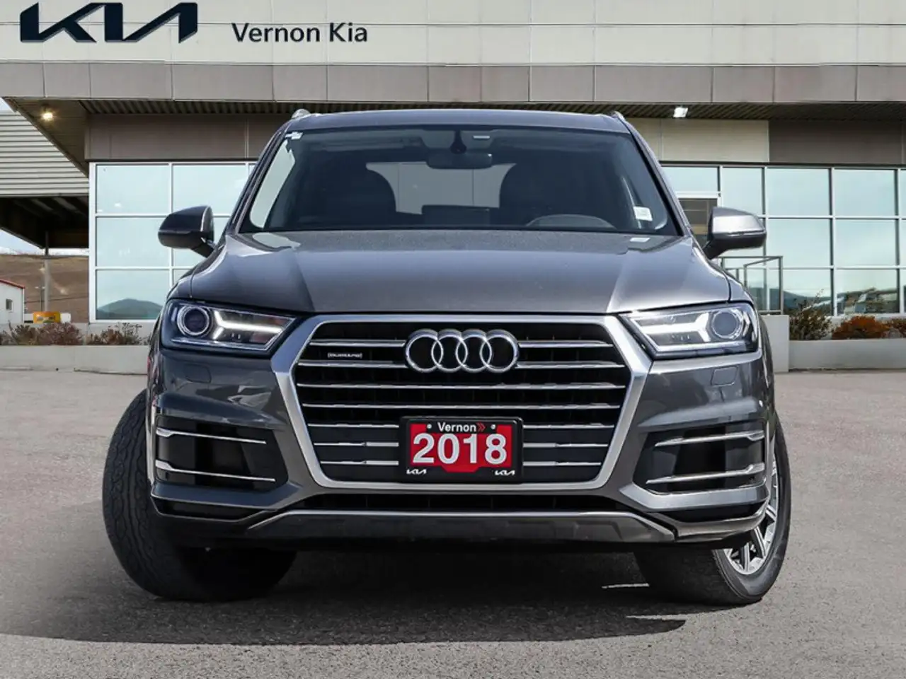 Audi Q7 снимка Audi Q7