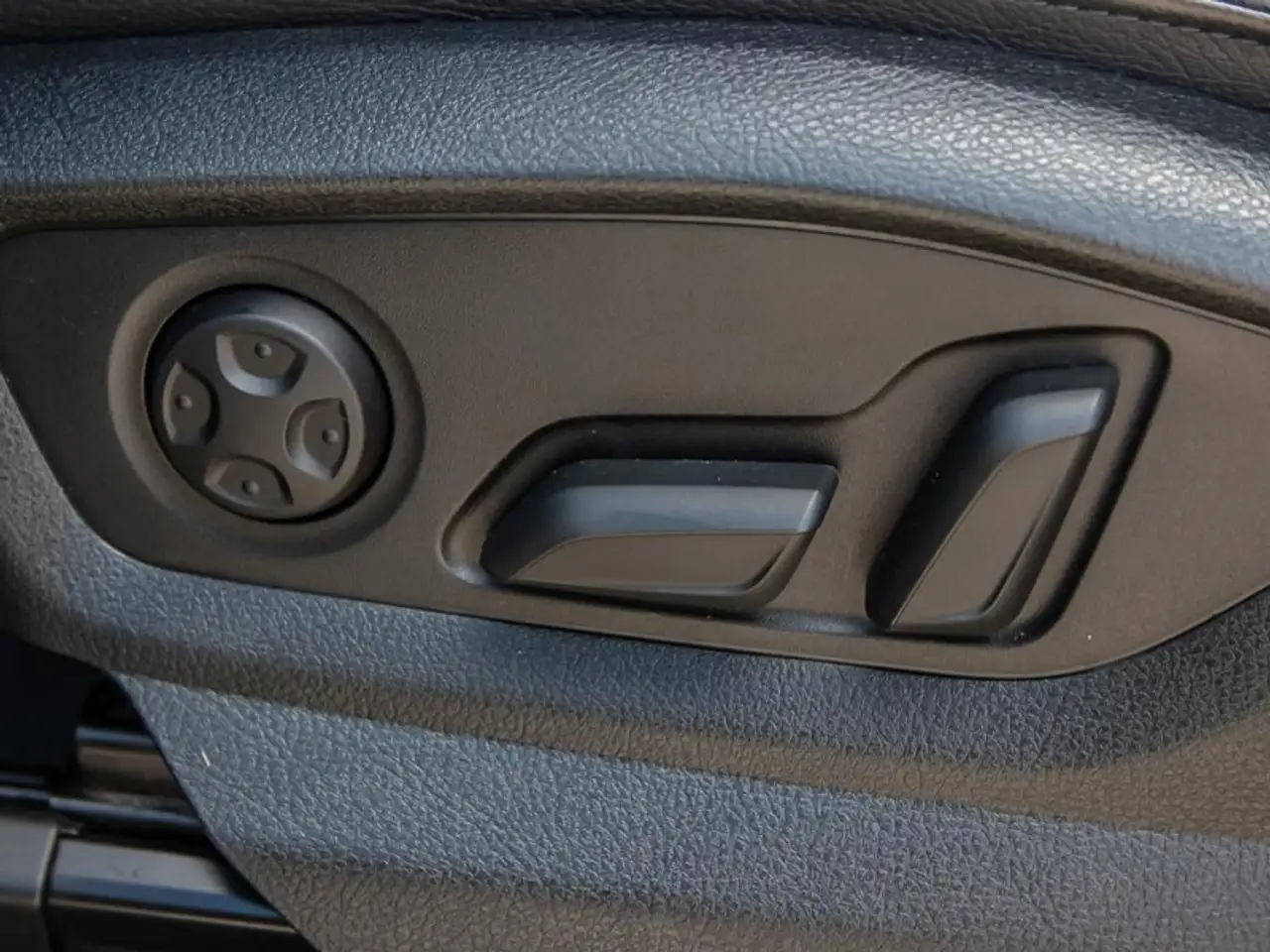 Audi Q7 снимка Audi Q7