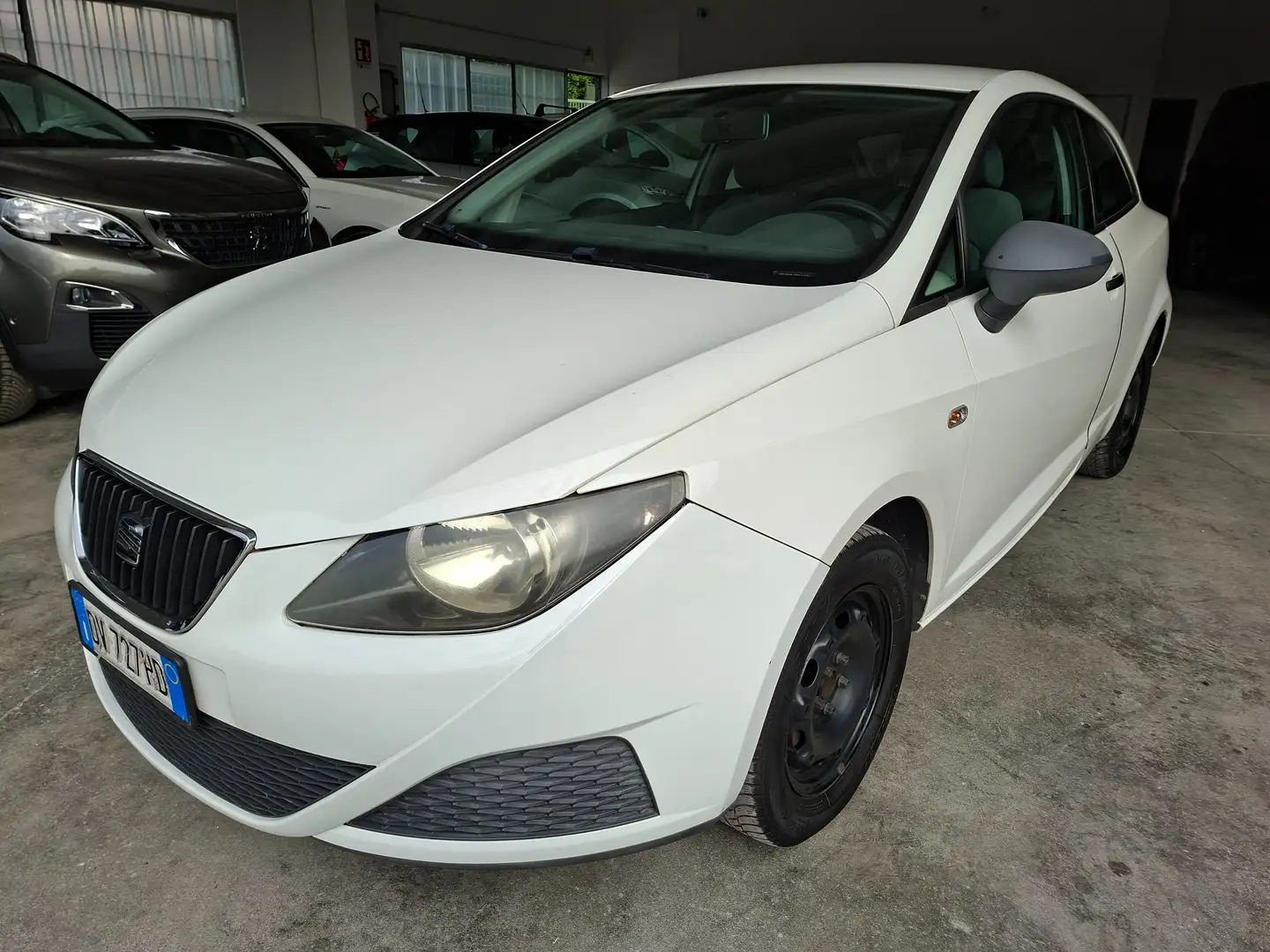 SEAT Ibiza 1.2 3P.  DA NEOPATENTATI Weiß - 1