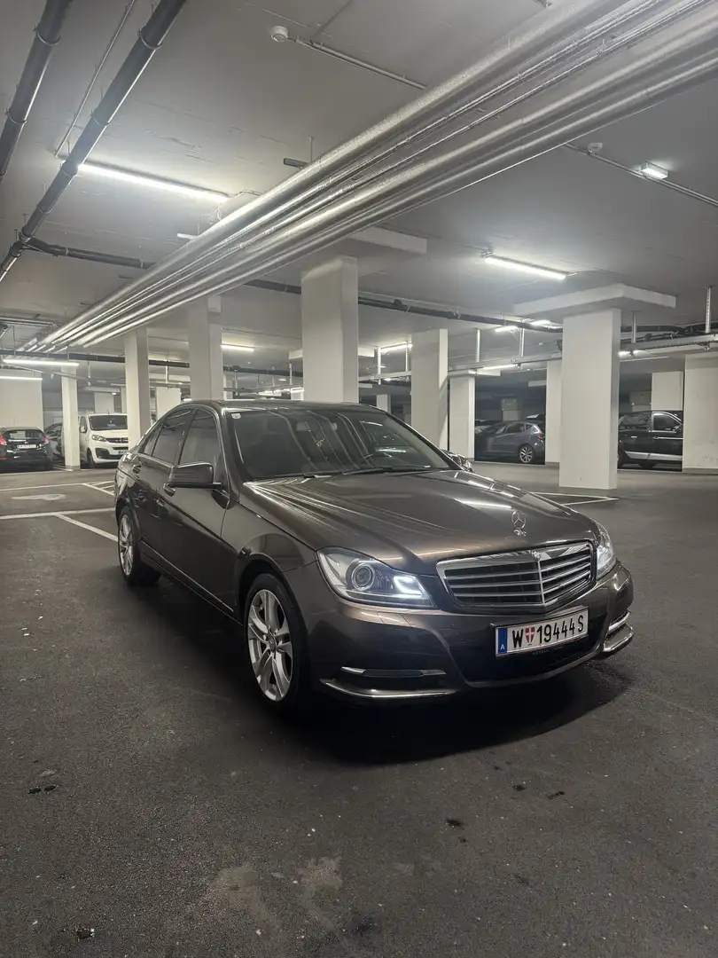 Mercedes-Benz C 180 CDI 2.1L Elegance Braun - 2