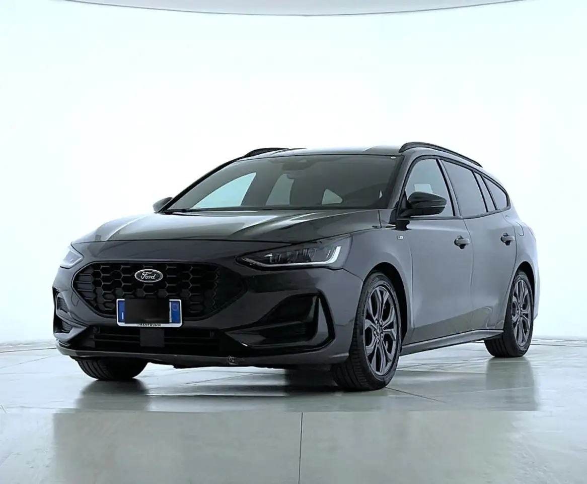 Ford Focus 1.5 EcoBlue 115 CV automatico SW ST-Line X — photo 1 of 15