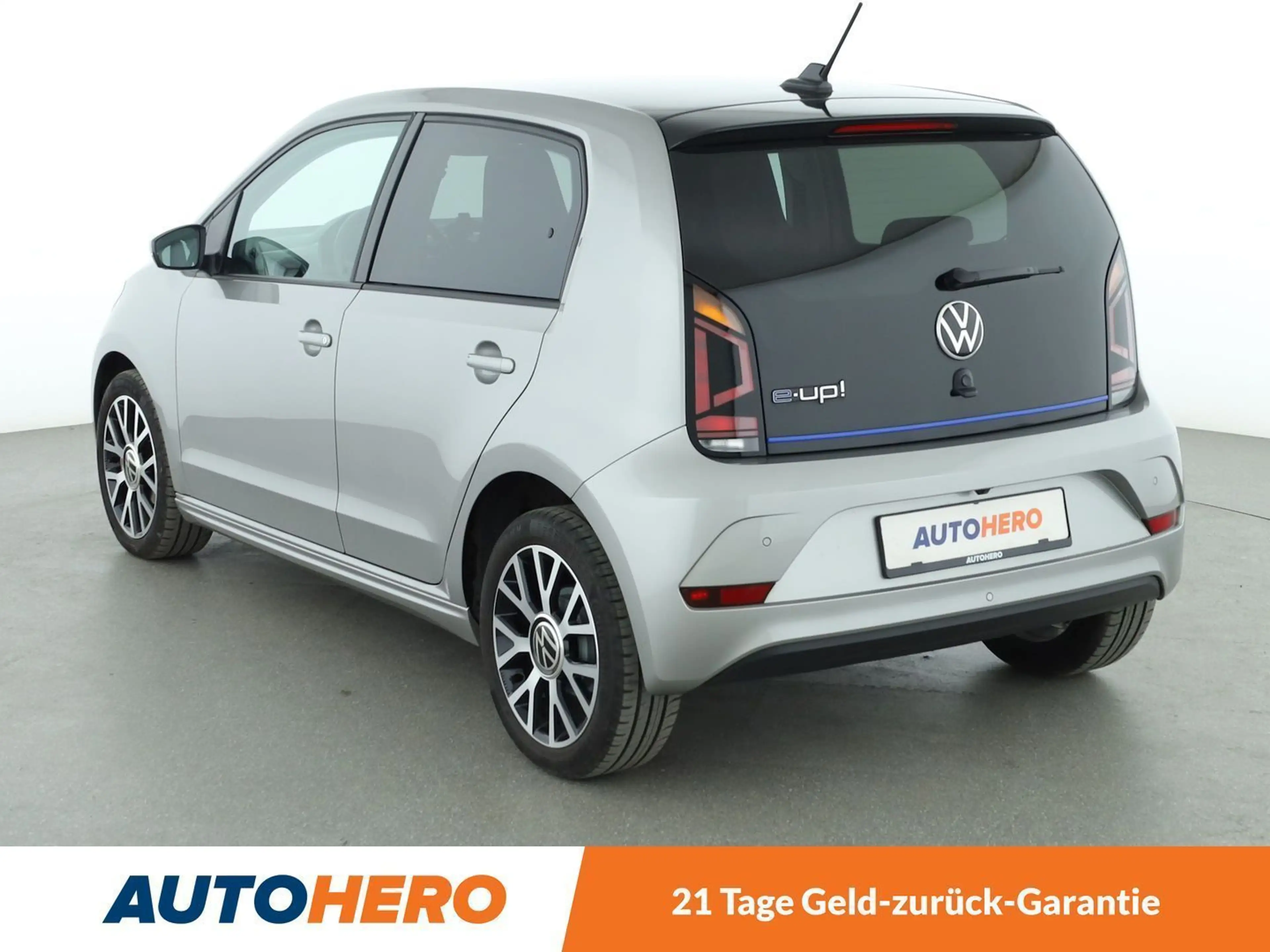 Volkswagen e-up! electric drive 61 kW Style Plus *TEMPO*CAM*PDC*SHZ — photo 4