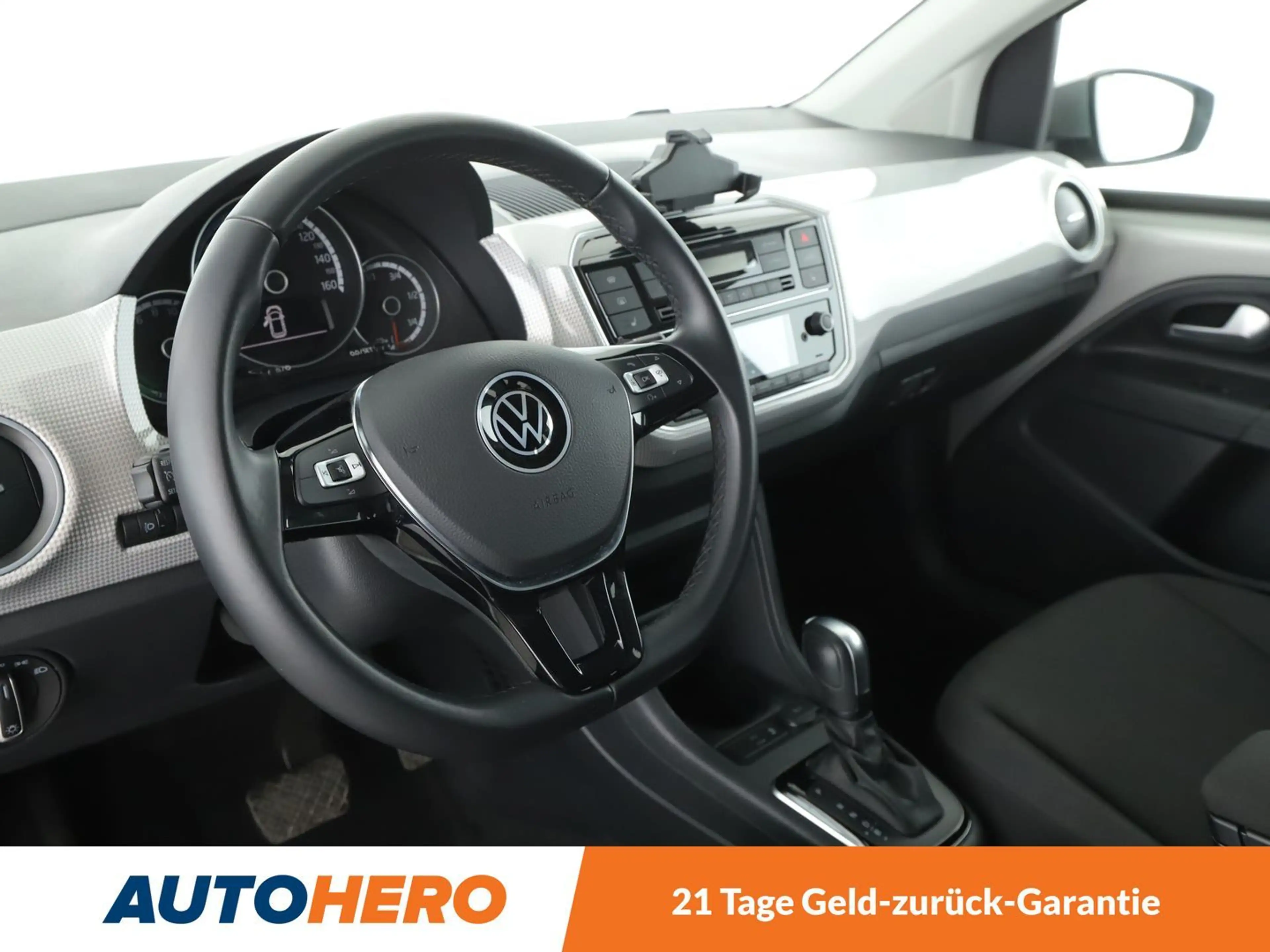 Volkswagen e-up! electric drive 61 kW Style Plus *TEMPO*CAM*PDC*SHZ — photo 11