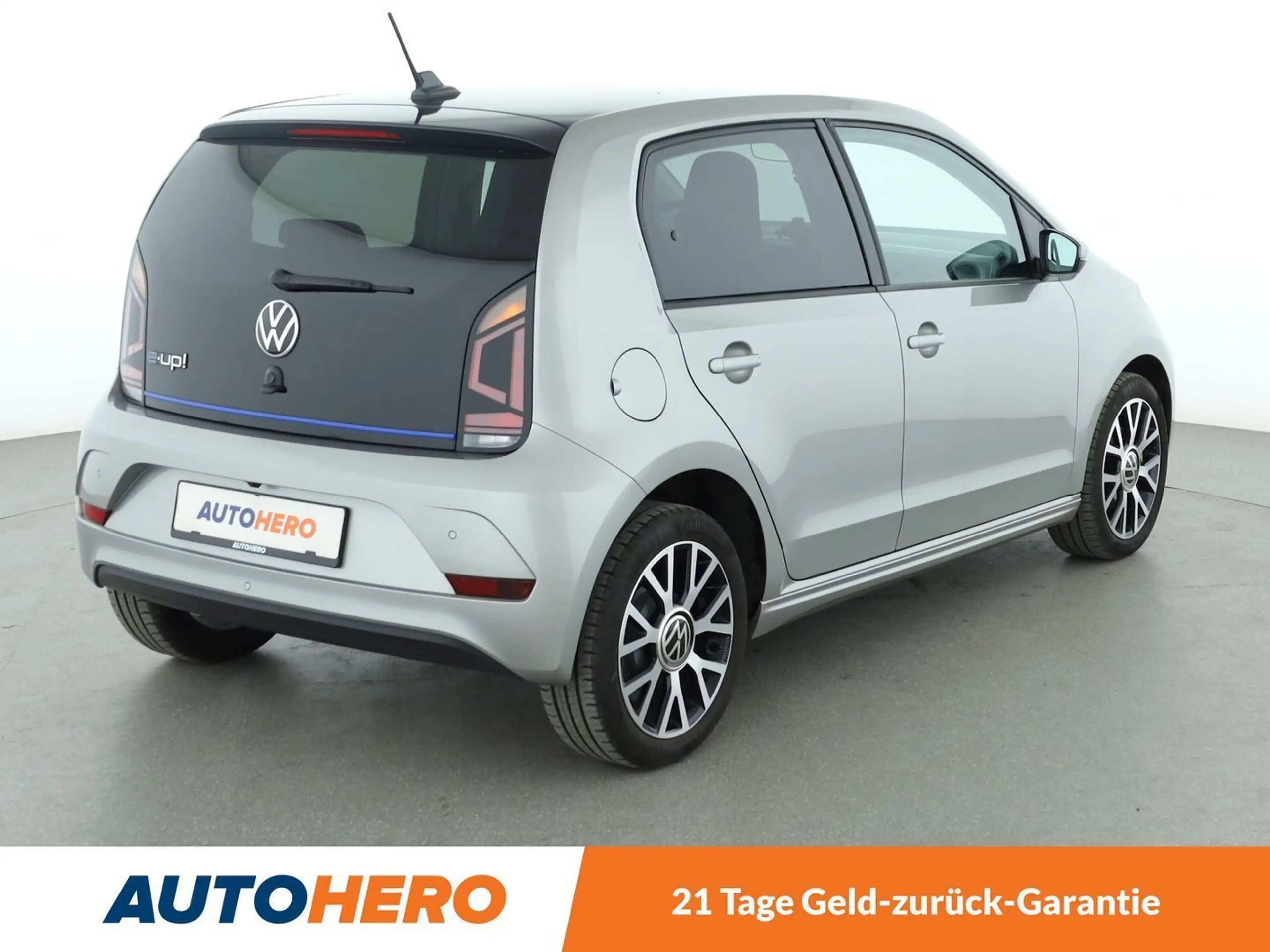 Volkswagen e-up! electric drive 61 kW Style Plus *TEMPO*CAM*PDC*SHZ — photo 6