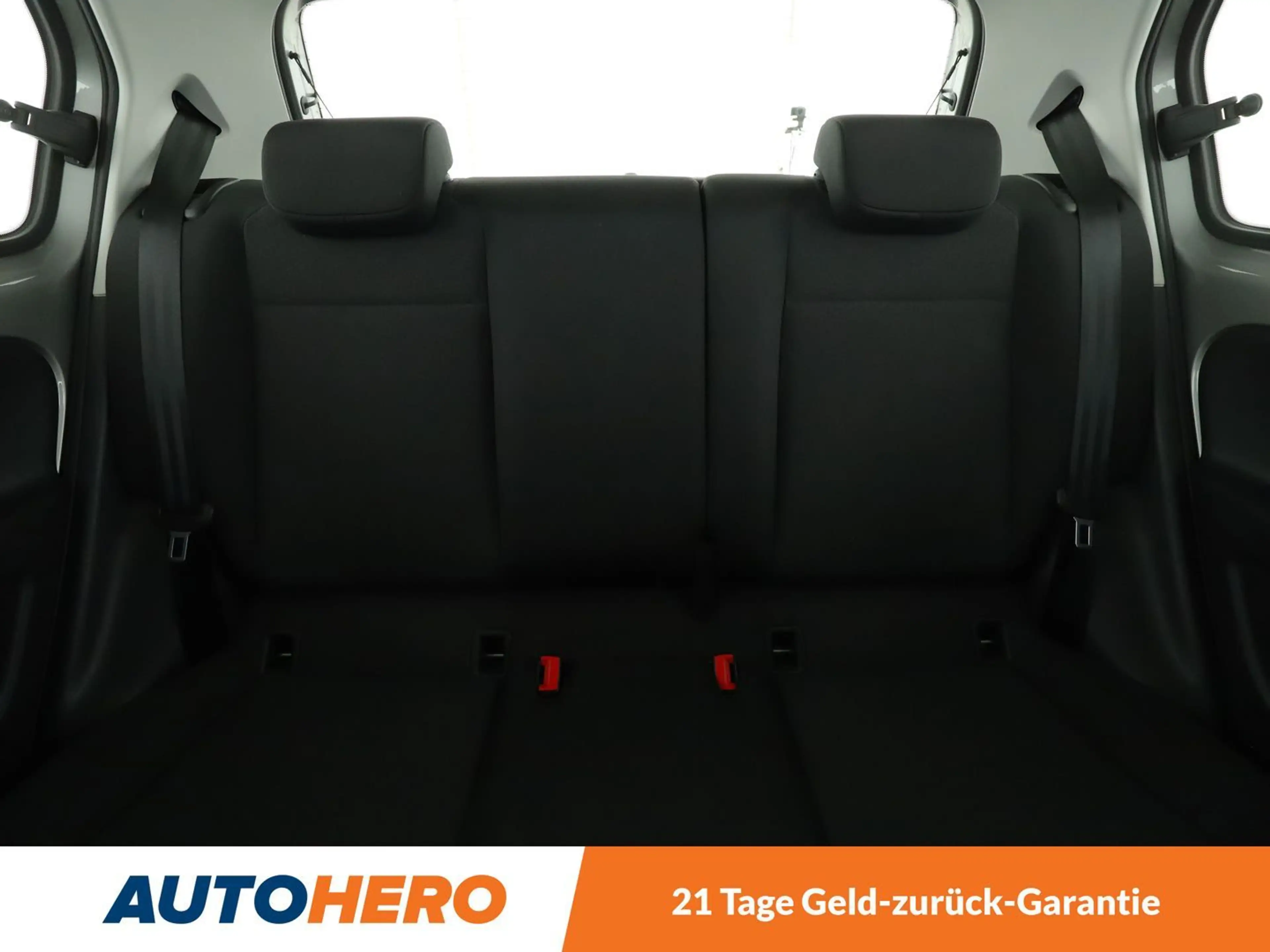 Volkswagen e-up! electric drive 61 kW Style Plus *TEMPO*CAM*PDC*SHZ — photo 14
