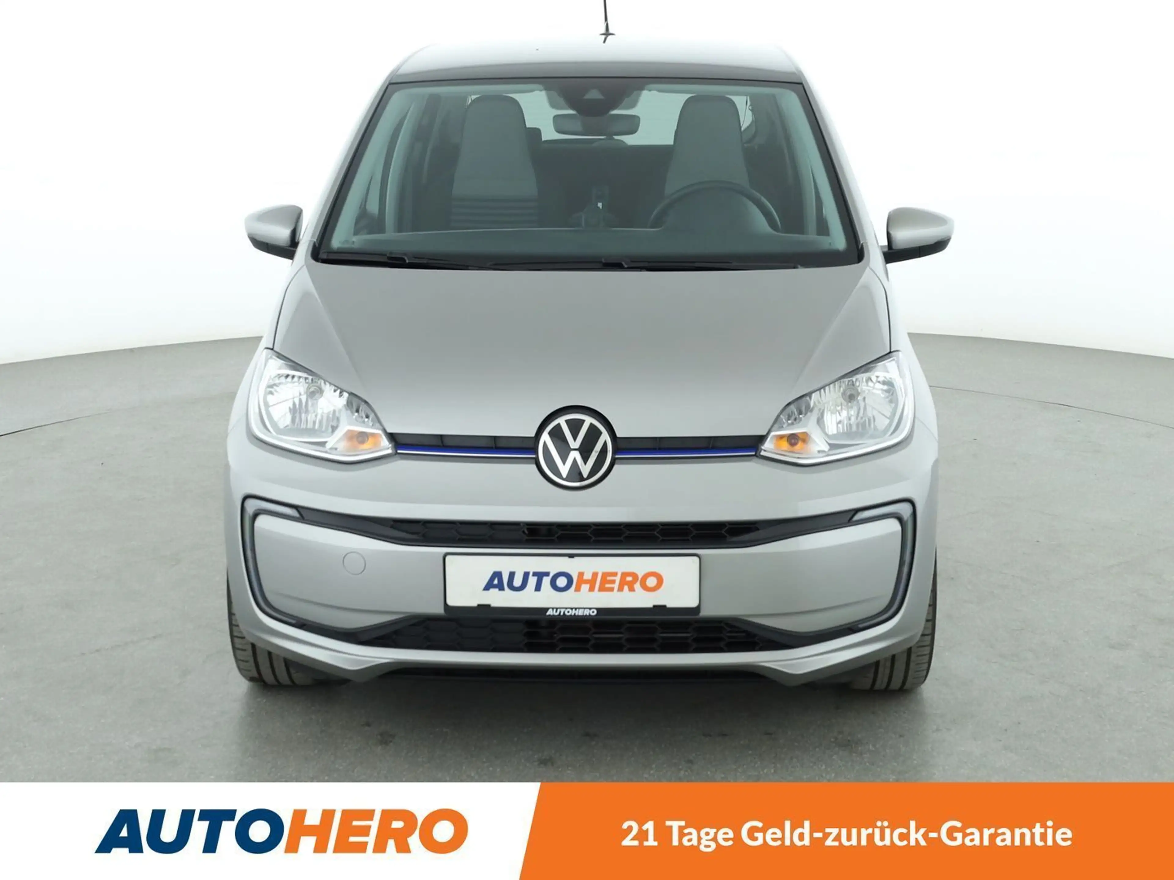 Volkswagen e-up! electric drive 61 kW Style Plus *TEMPO*CAM*PDC*SHZ — photo 9