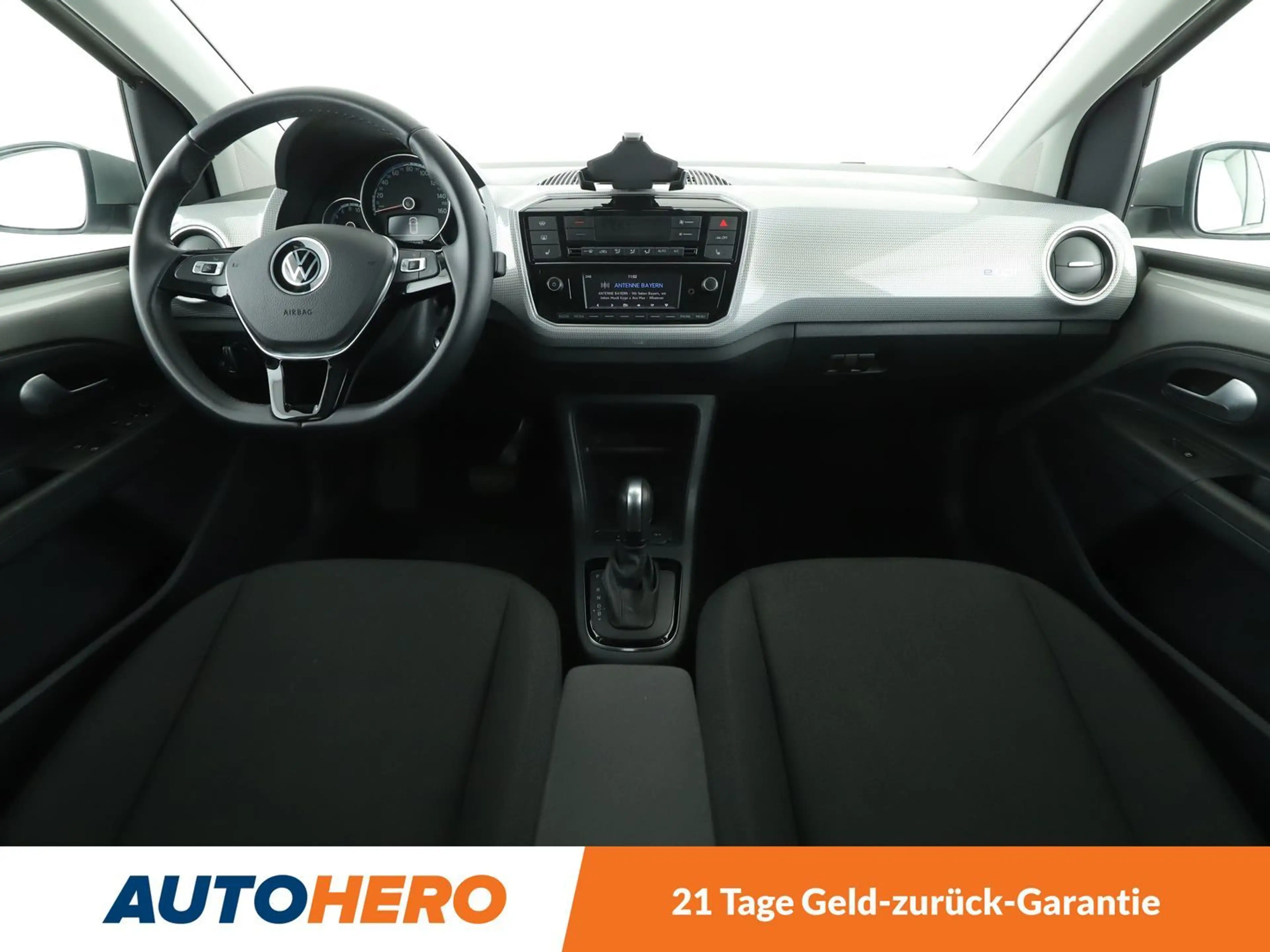 Volkswagen e-up! electric drive 61 kW Style Plus *TEMPO*CAM*PDC*SHZ — photo 12