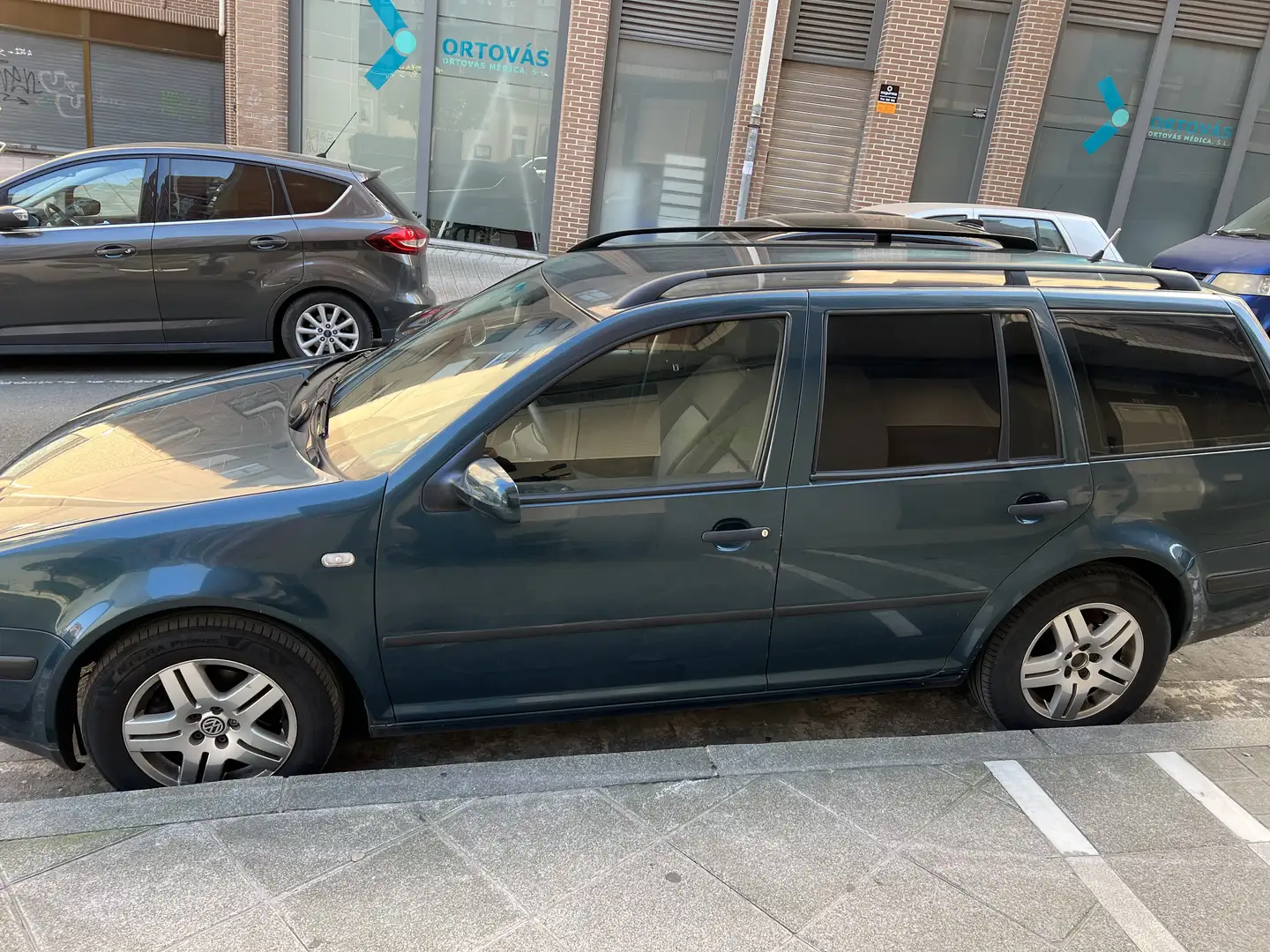 Volkswagen Golf Variant 1.6 Conceptline 105 - 2