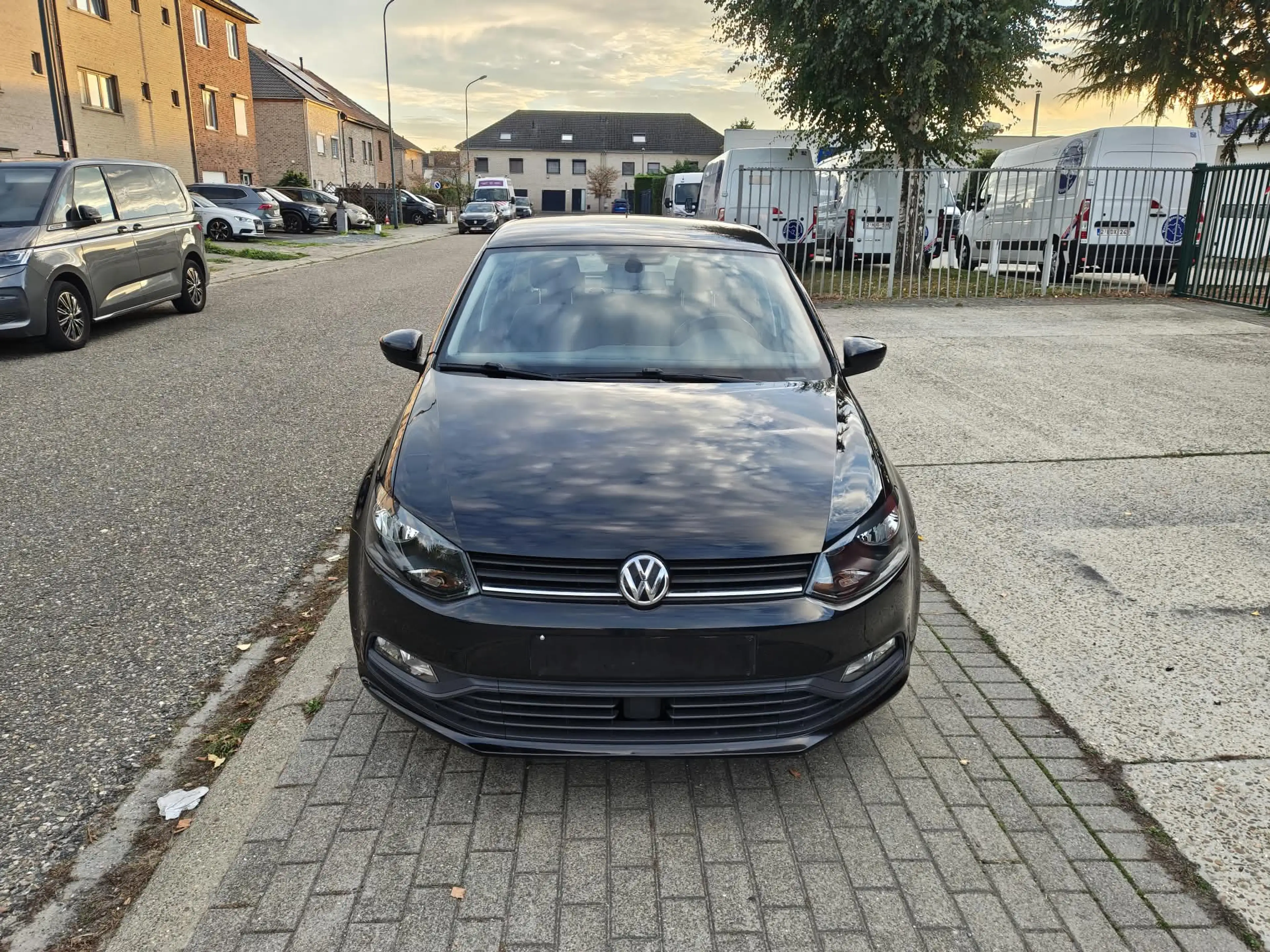 Volkswagen Polo 1.0i - Airco - Parkingssensoren + Keuring - Garantie — photo 3