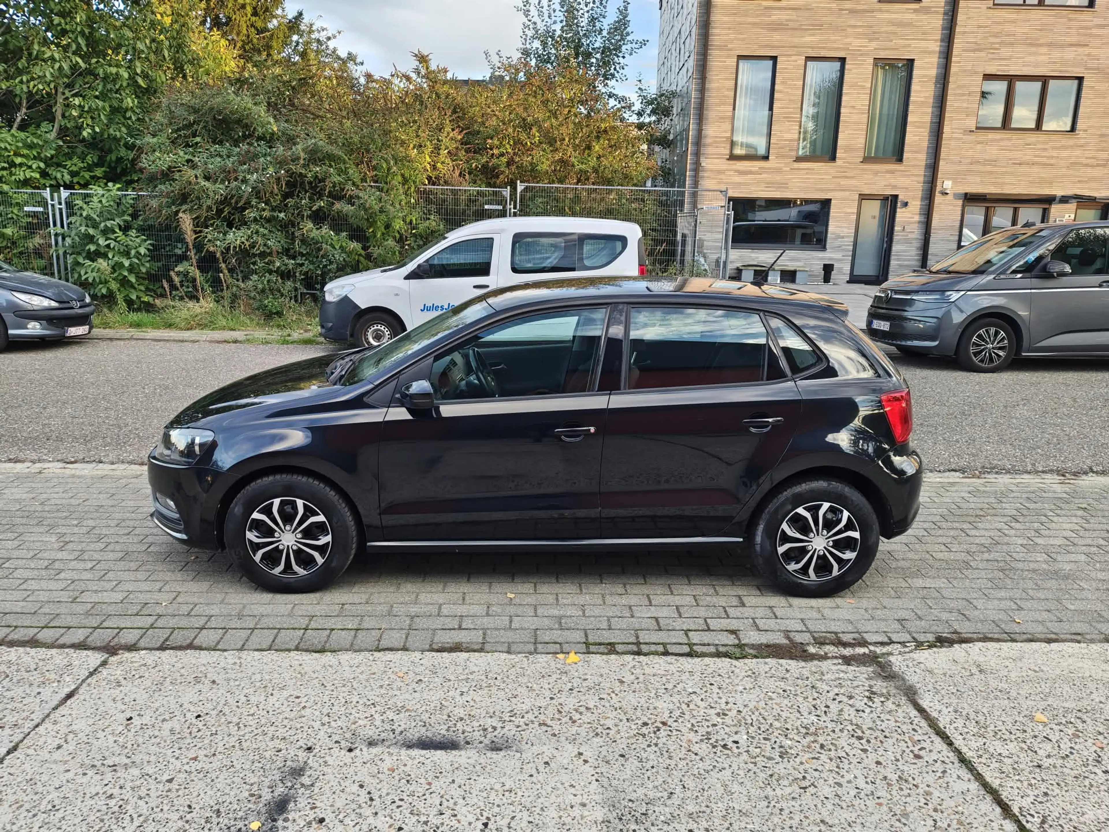 Volkswagen Polo 1.0i - Airco - Parkingssensoren + Keuring - Garantie — photo 2