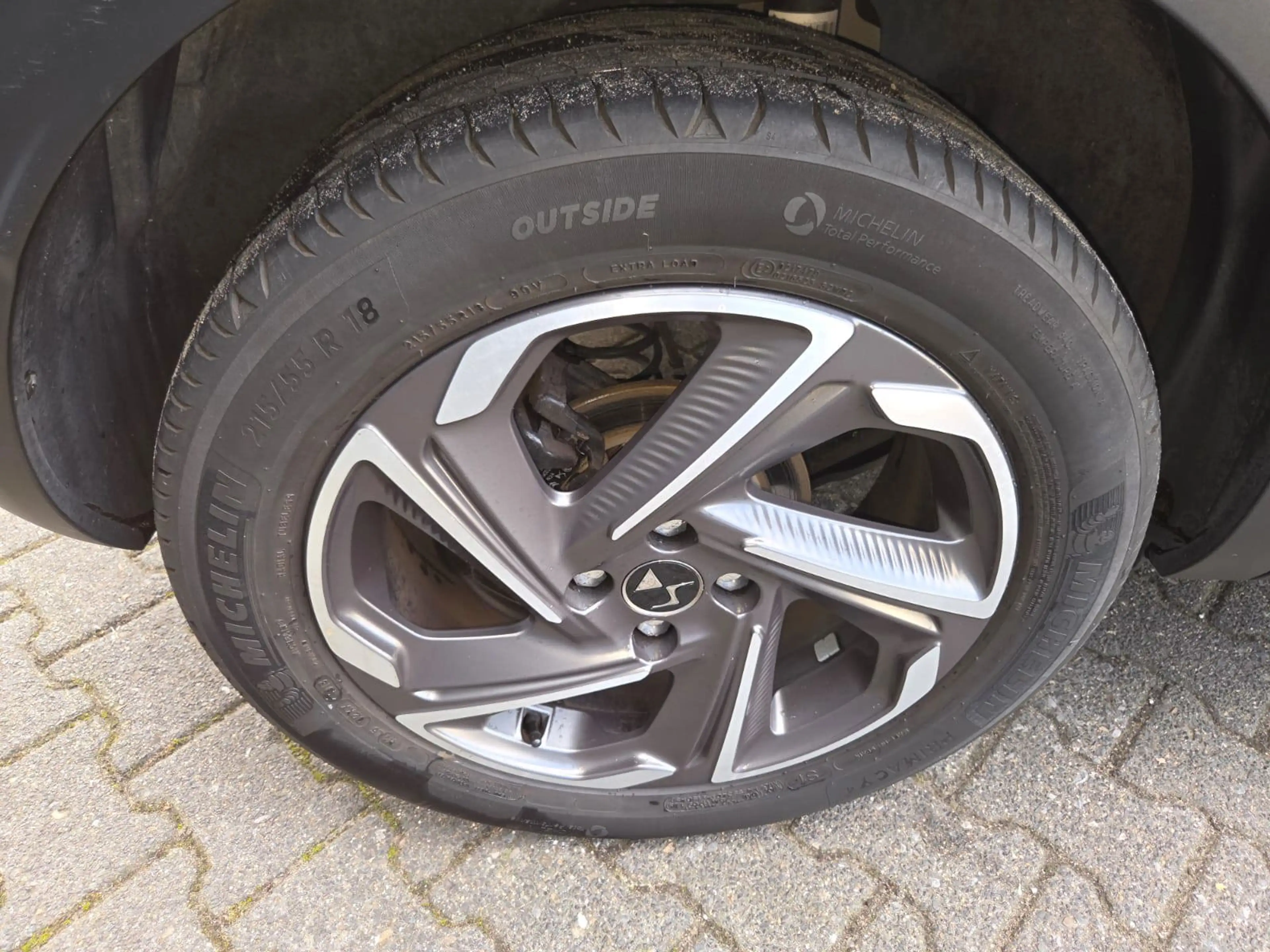 DS Automobiles DS 3 Crossback 1.2 PureTech So Chic — photo 18