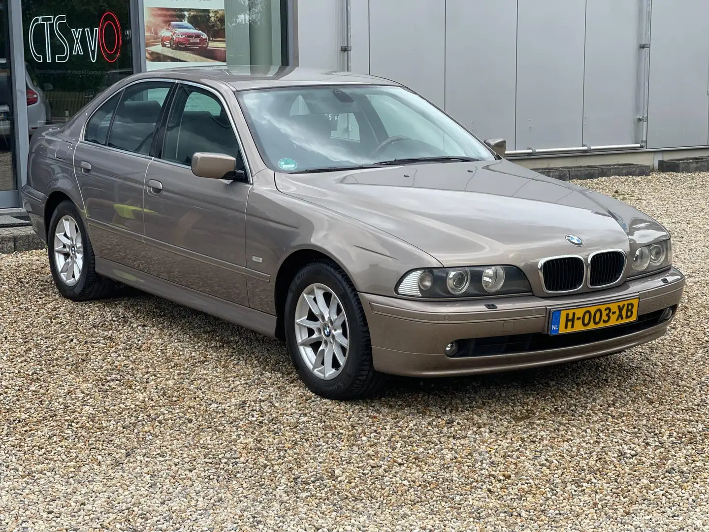 BMW 530 5-serie 530i Lifestyle Edition|YOUNGTIMER|UNIEKE S Beige - 2