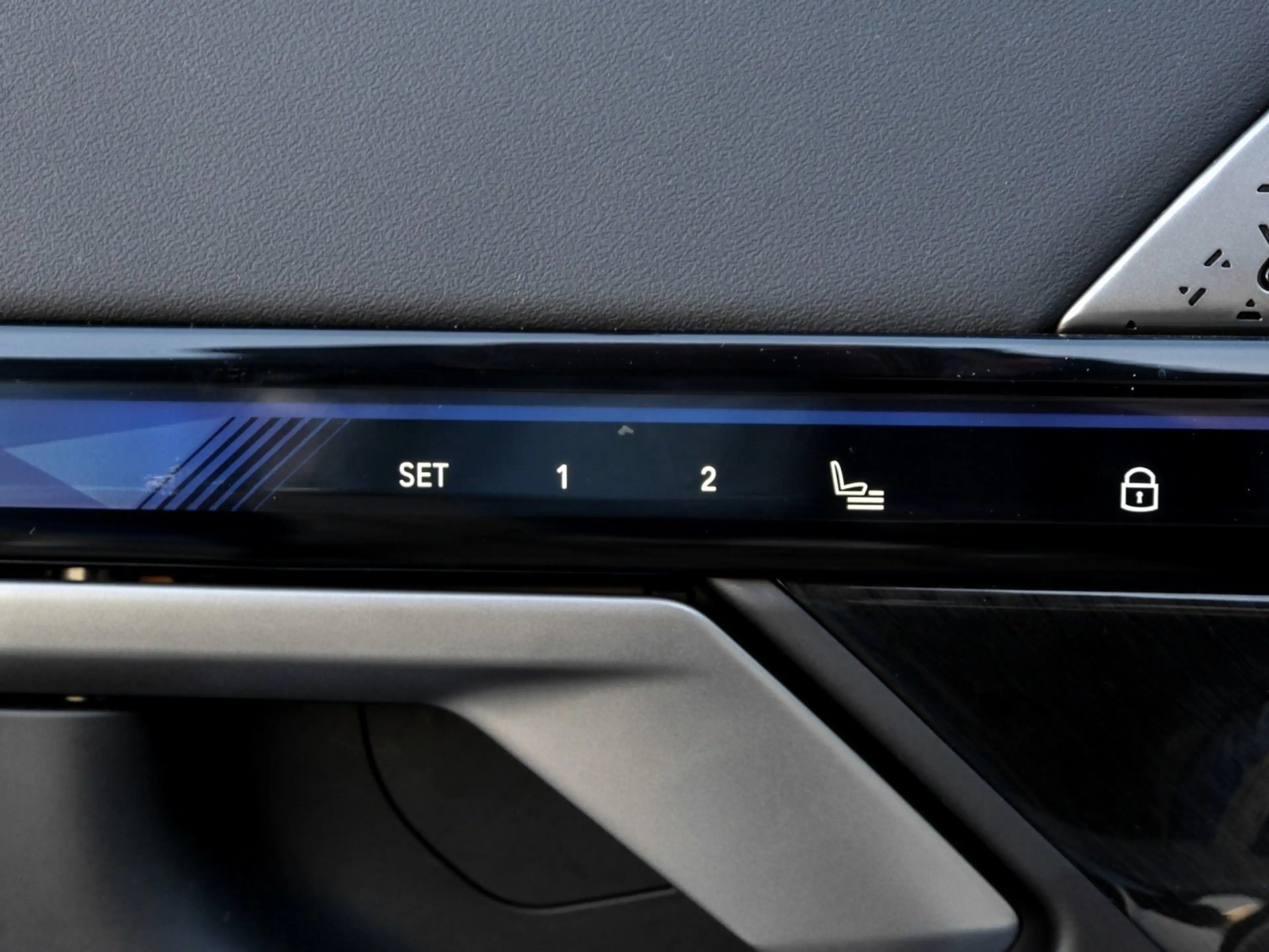 BMW 540 d xDrive M Sport AHK Pano B&W ACC DA+ PA+ — photo 15