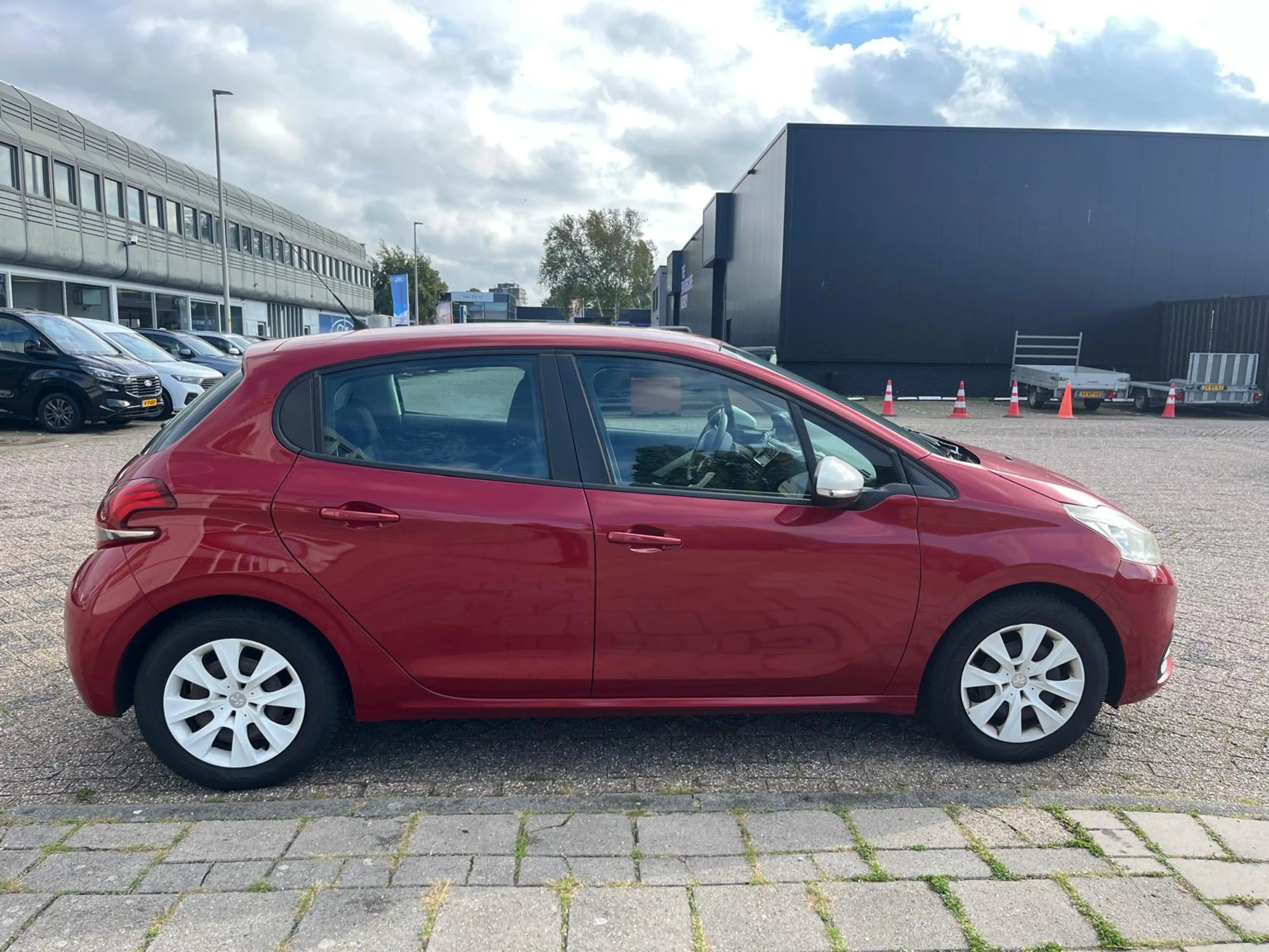 Peugeot 208 1.2 5drs Airco Cruise APK NAP