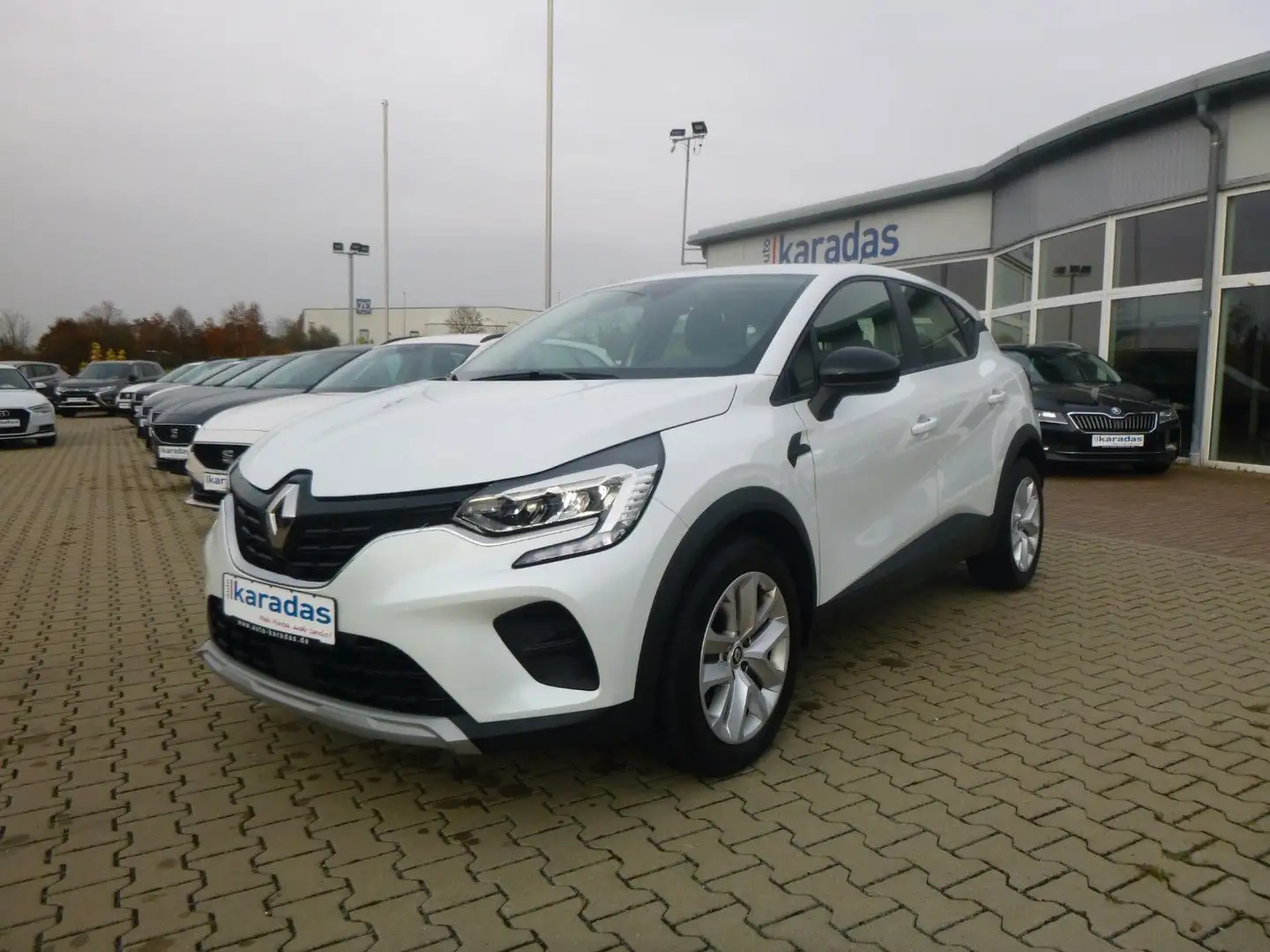 Renault Captur II Business 14.227KM/AUT/NAV/LED Weiß - 1