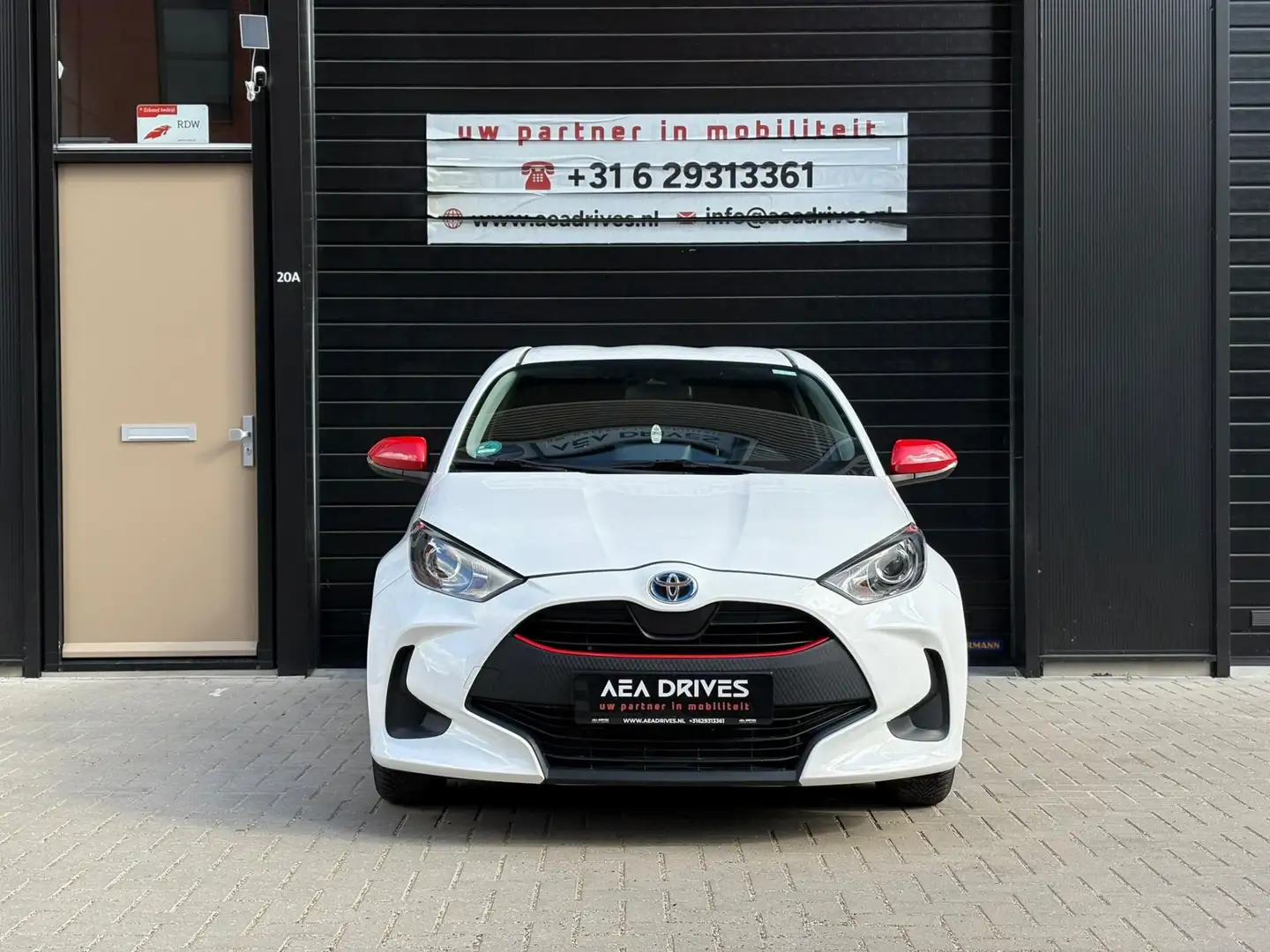 Toyota Yaris 1.5 VVT-i Dynamic | Slechts 9.050 km | Bouwjaar 20 Blanc - 2