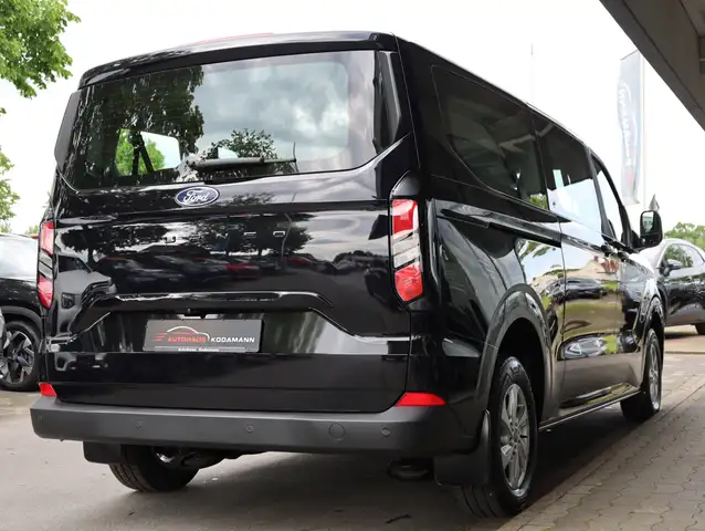 Ford Transit Custom view 11