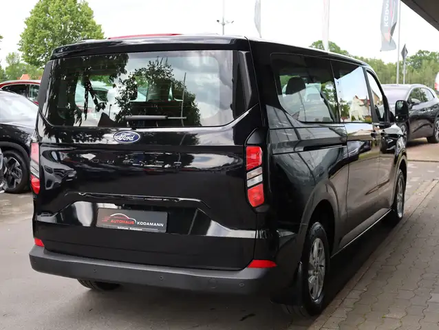 Ford Transit Custom view 10