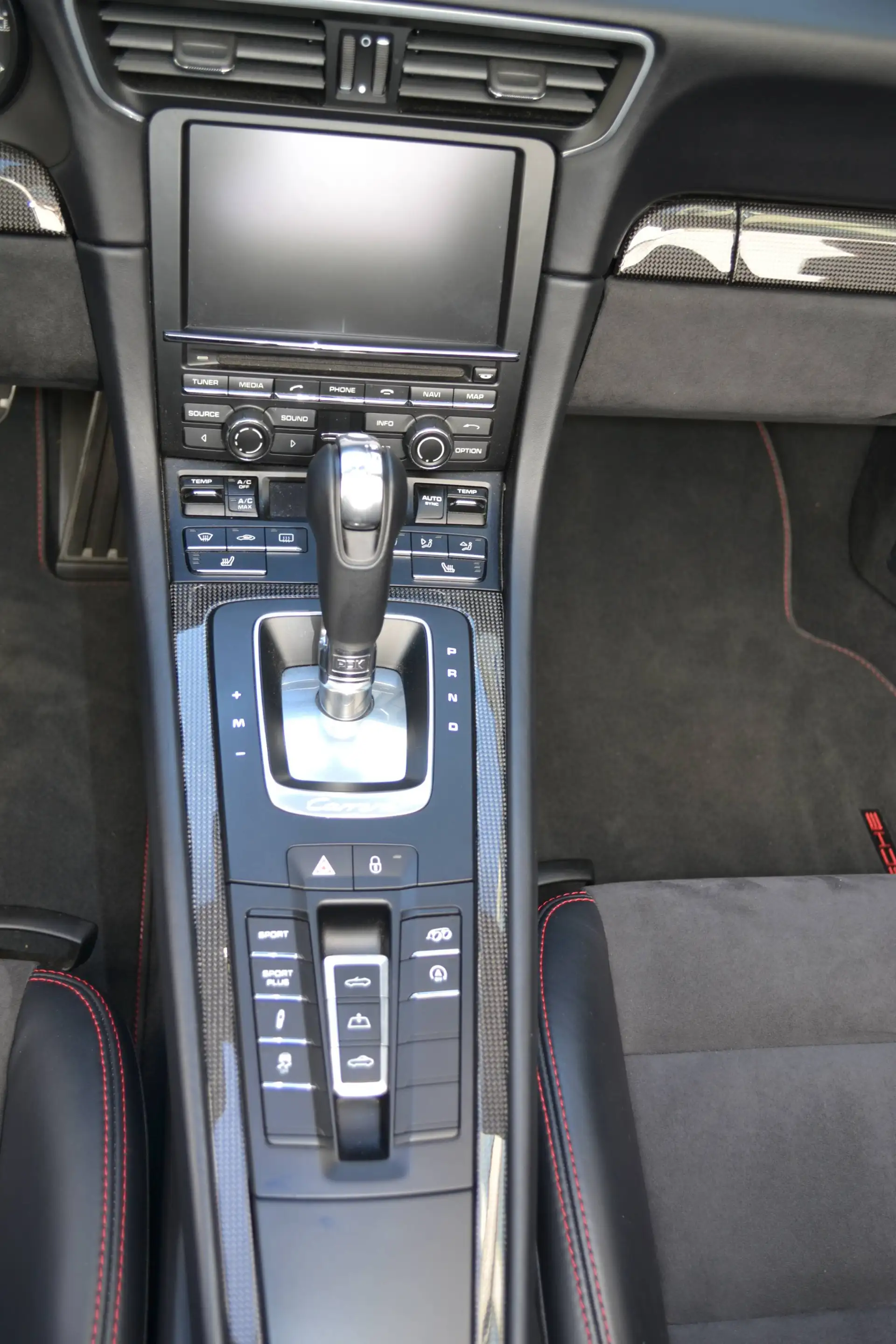 Porsche 991 911 Cabrio 911 Carrera 4 GTS Cabriolet PDK — photo 15