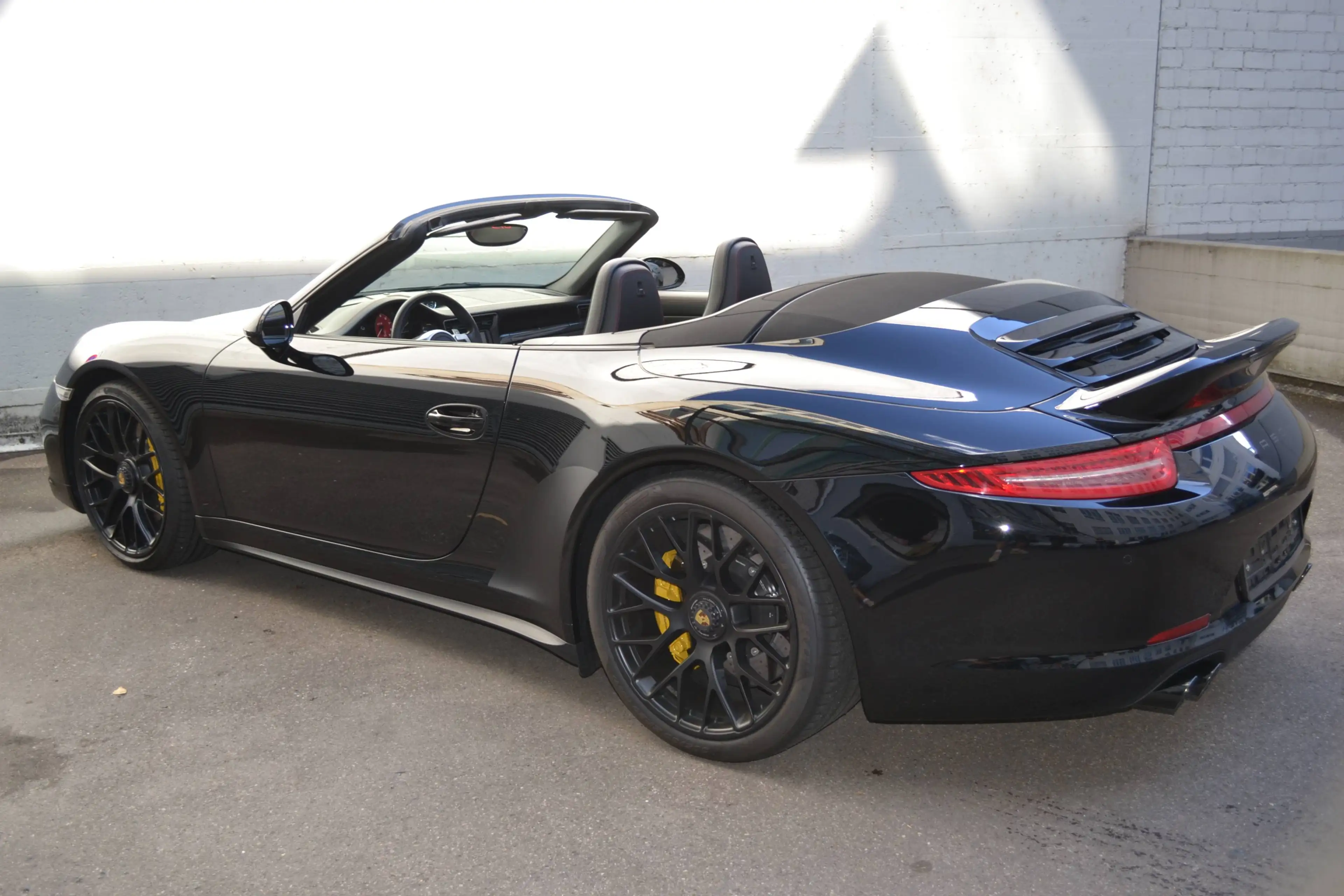 Porsche 991 911 Cabrio 911 Carrera 4 GTS Cabriolet PDK — photo 4