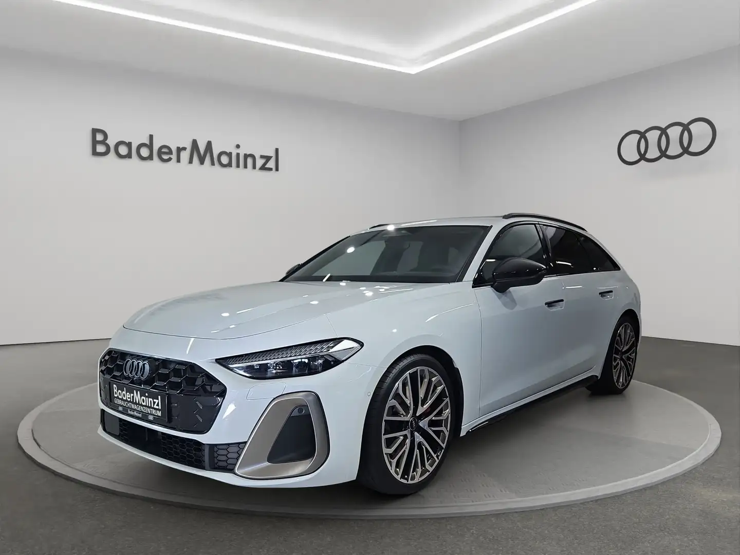 Audi A5 Avant 2.0TDI quattro S Line Navi 2MMI Weiß - 1
