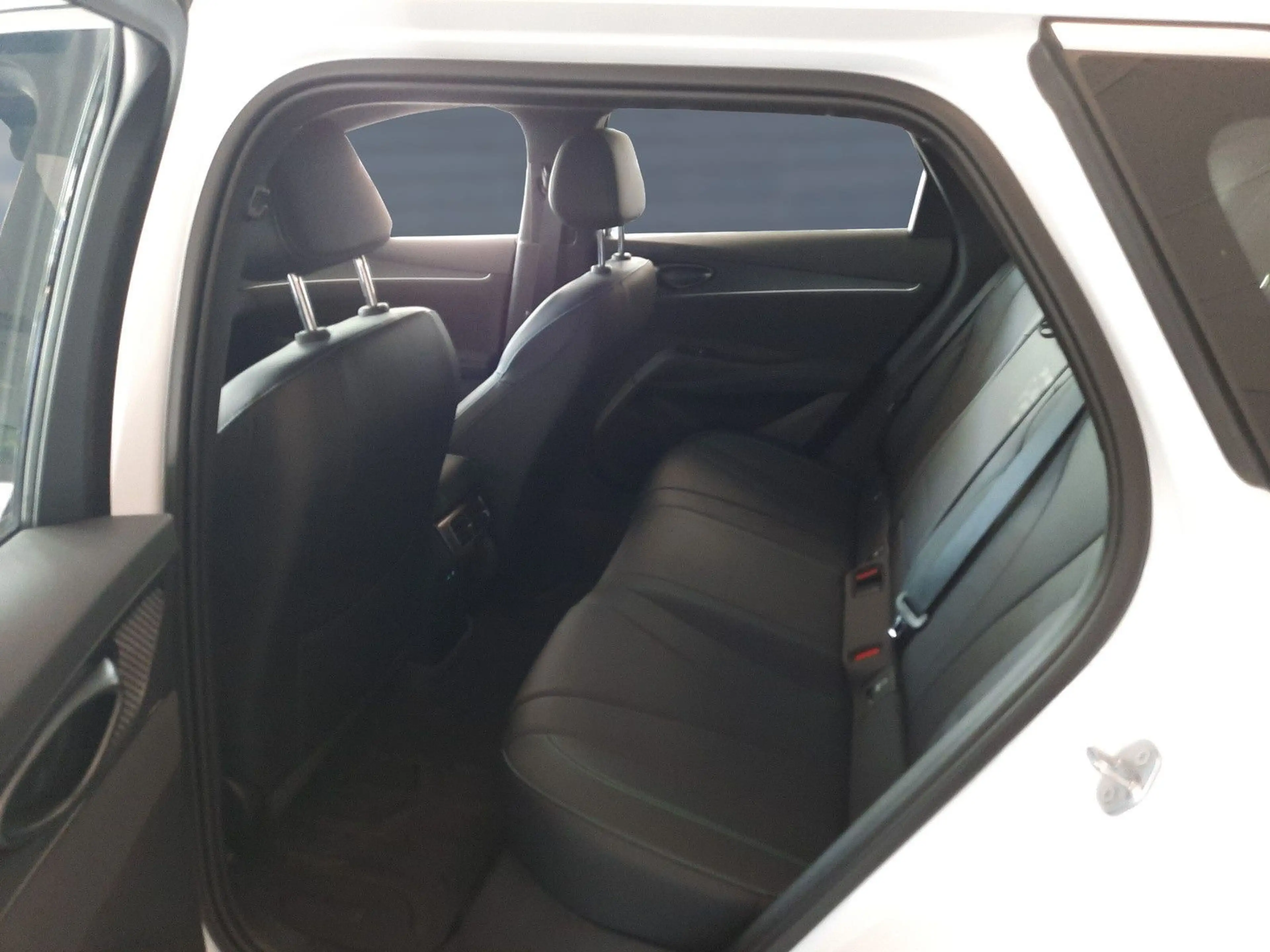 BYD Seal Seal 6 Touring DM-i Boost Navi LED — photo 12