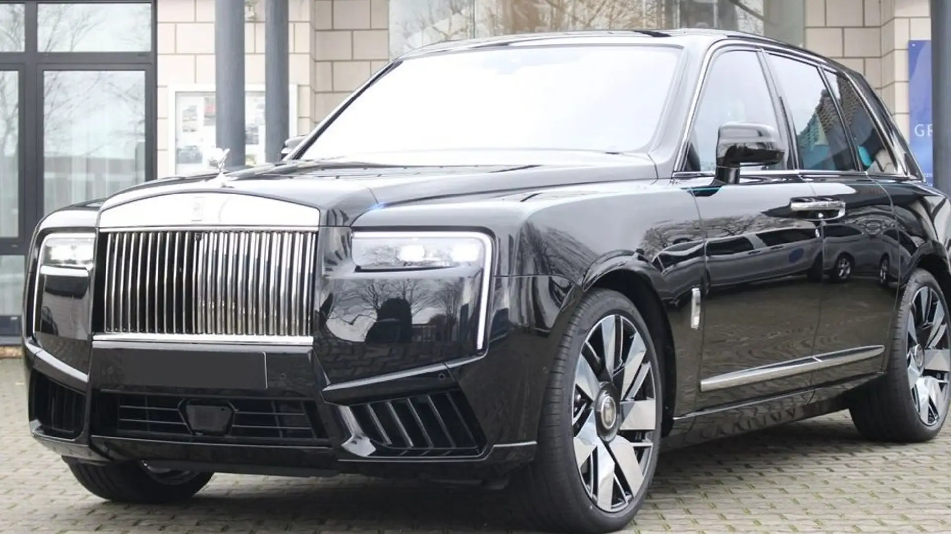 Rolls-Royce Cullinan Negro - 1