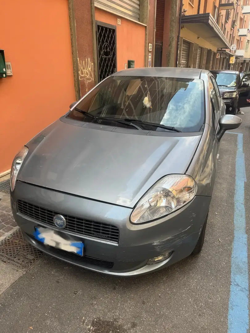 Fiat Grande Punto 5p 1.3 mjt 16v Dynamic 75cv Grigio - 1