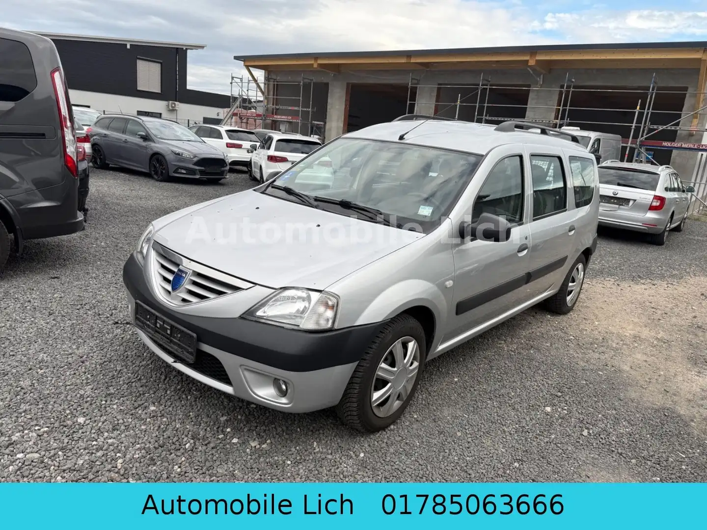 Dacia Logan MCV Kombi Laureate Euro4 Klima 1Hand Silber - 2