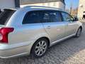 Toyota Avensis Kombi 1.8 Travel*1 HAND*NAVI *AHK* Plateado - thumbnail 6
