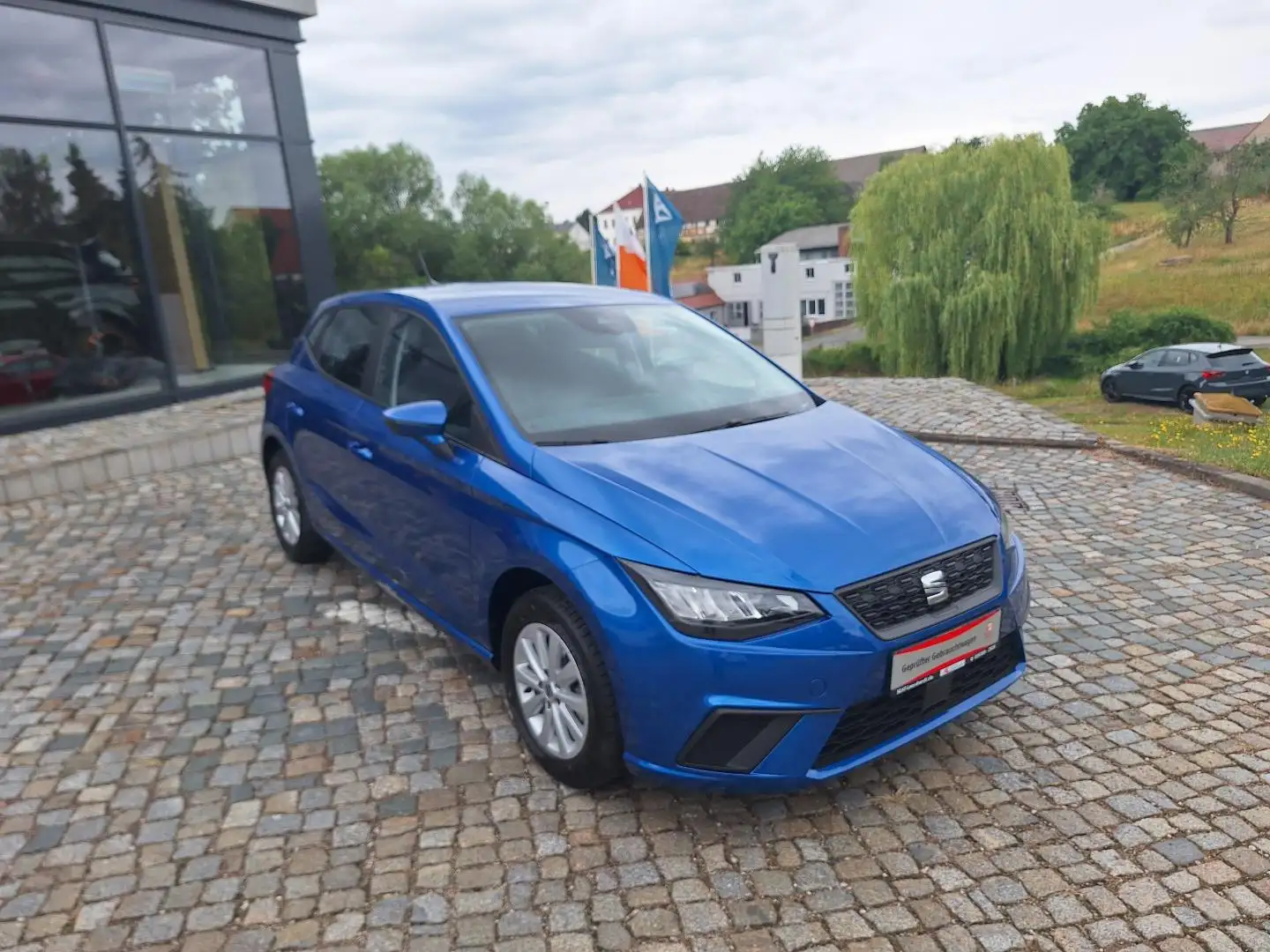 SEAT Ibiza Style Blau - 2