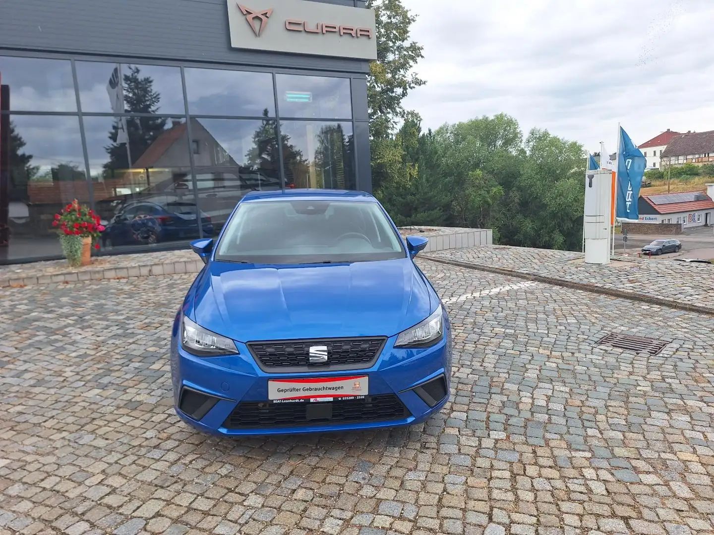 SEAT Ibiza Style Blau - 1