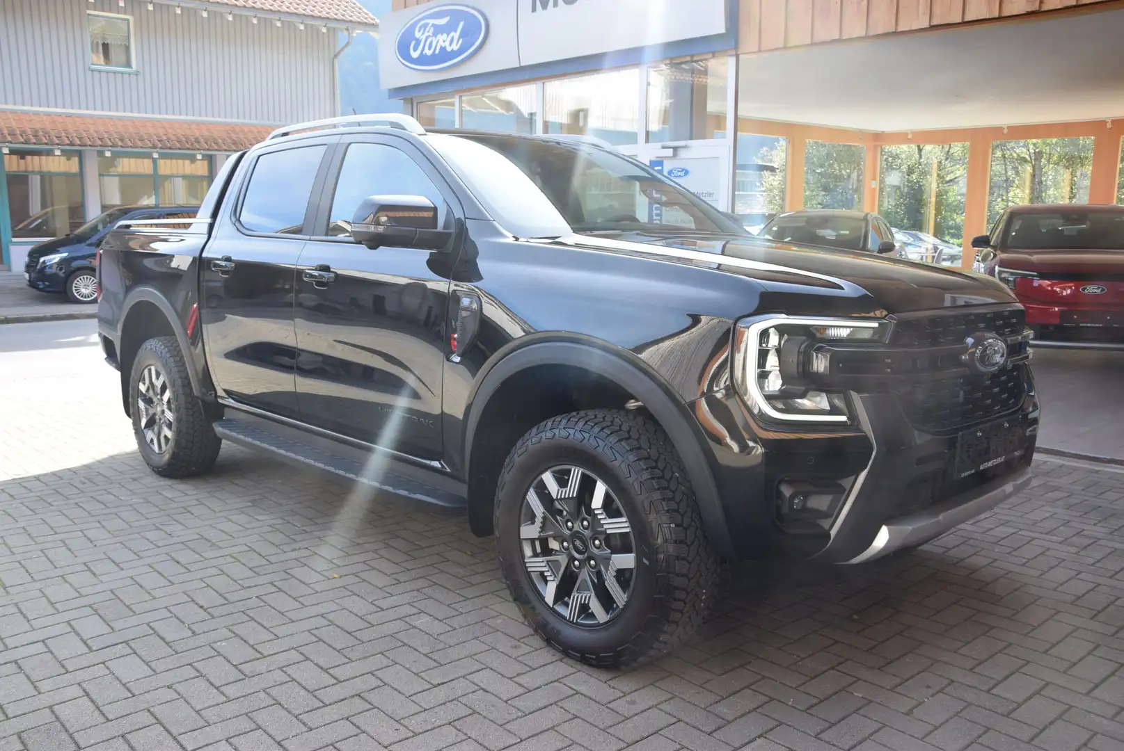 Ford Ranger **Plug-in-Hybrid**e-4WD**ACC**360°Kamera** Schwarz - 2