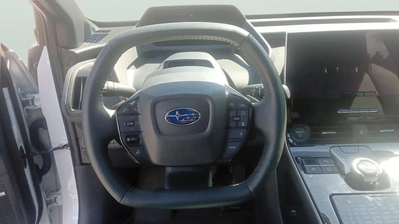 Subaru Solterra снимка Subaru Solterra