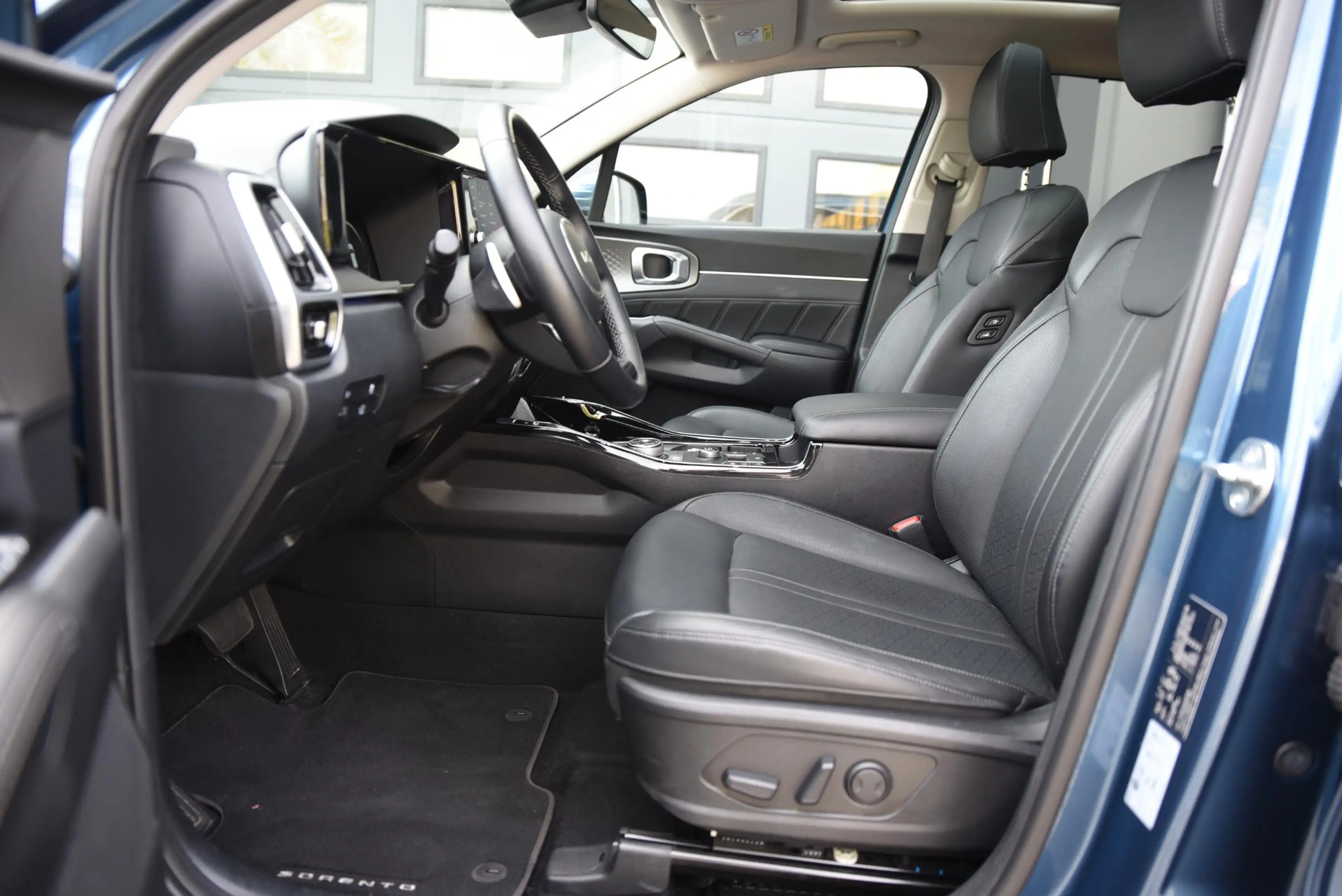 Kia Sorento 1.6 T-GDI Hybrid 2WD DynamicPlusLine 7p. NL Auto - — photo 4