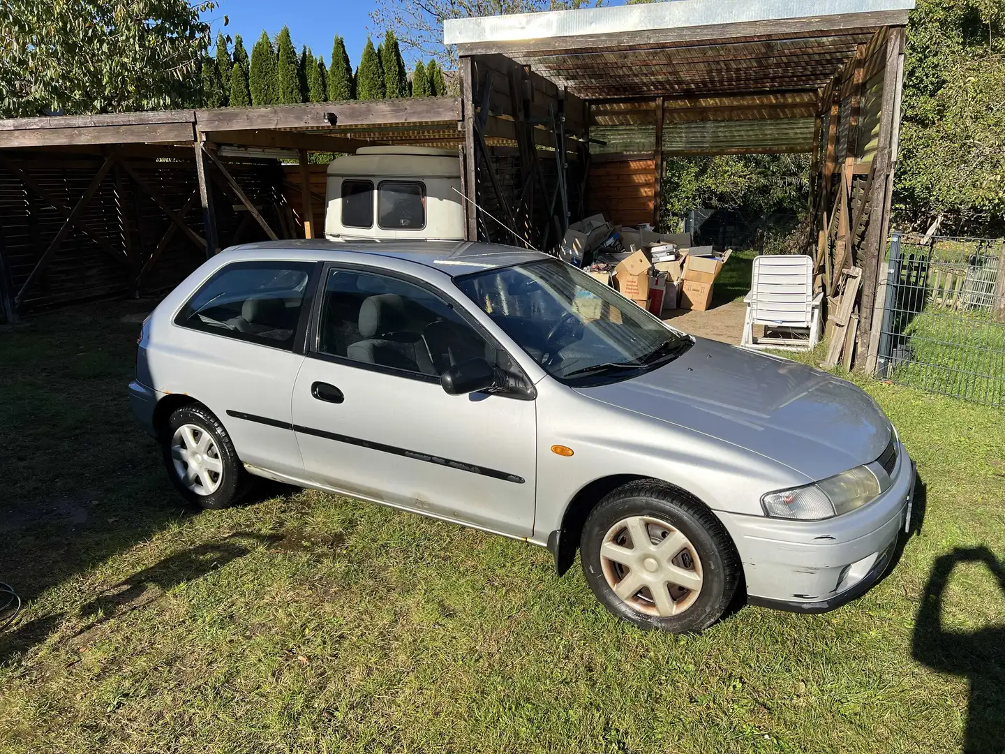 Mazda 323 323 C 1.4 Youngster Silber - 1
