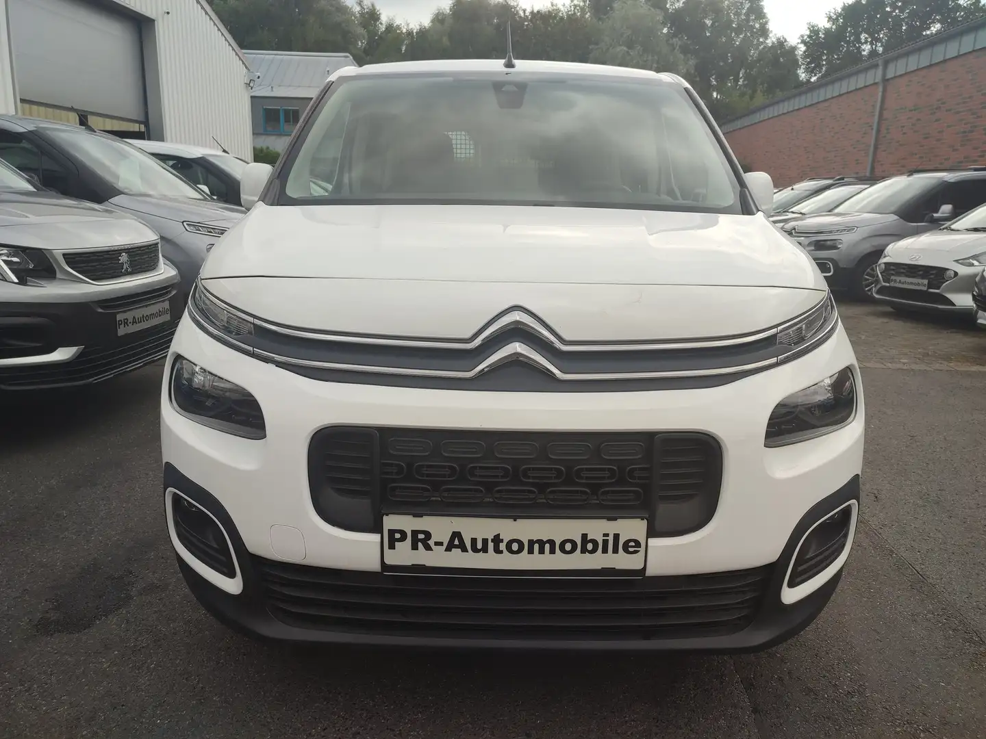 Citroen Berlingo M PureTech 110 Klima/Tempomat Weiß - 2
